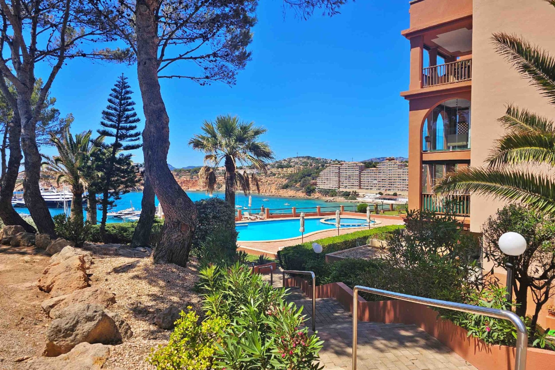 Resale - Apartment -
El Toro - Calvià