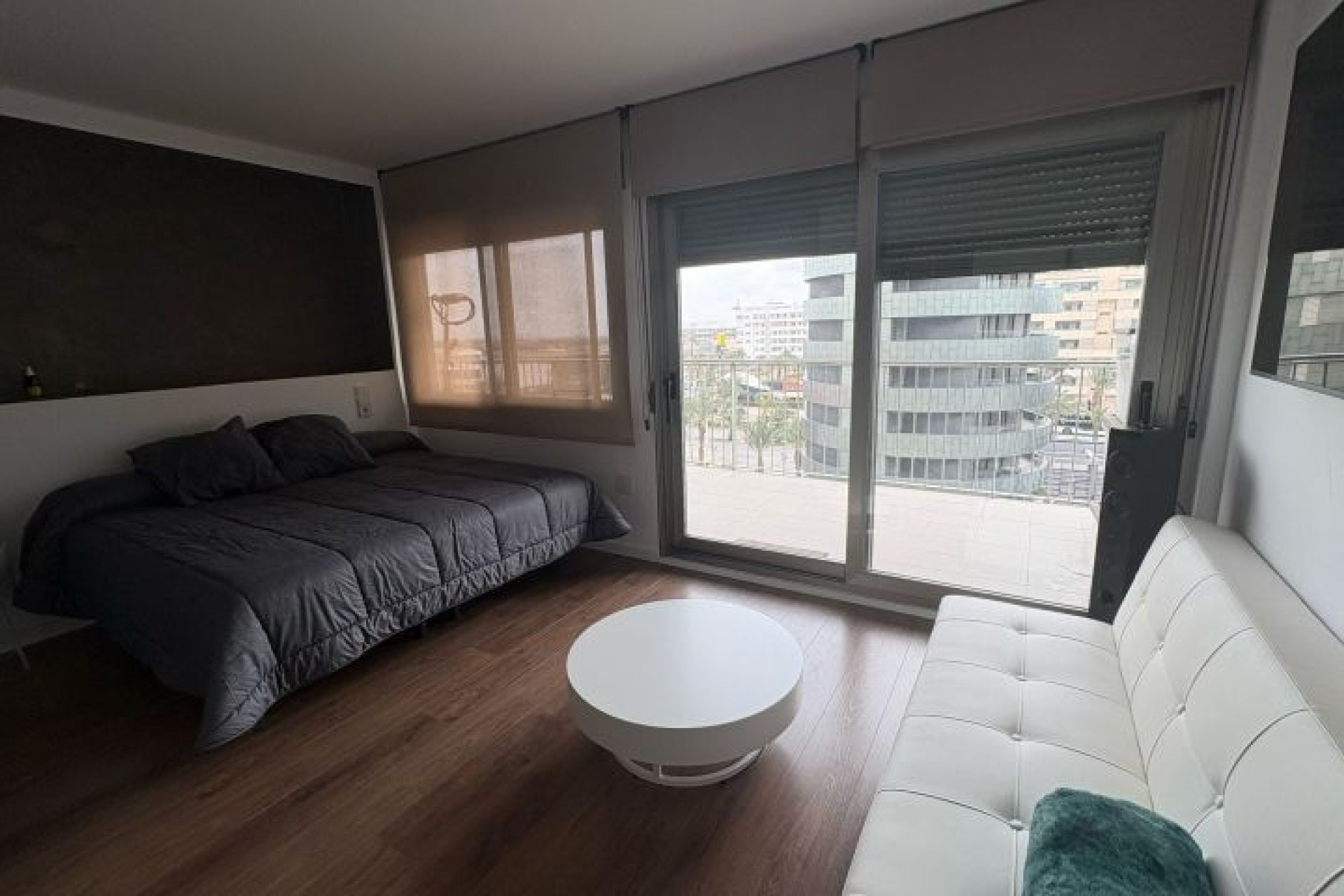 Resale - Apartment -
Elche