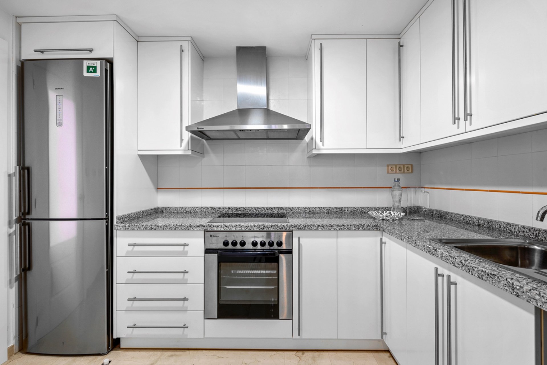 Resale - Apartment -
Finestrat - Sierra Cortina