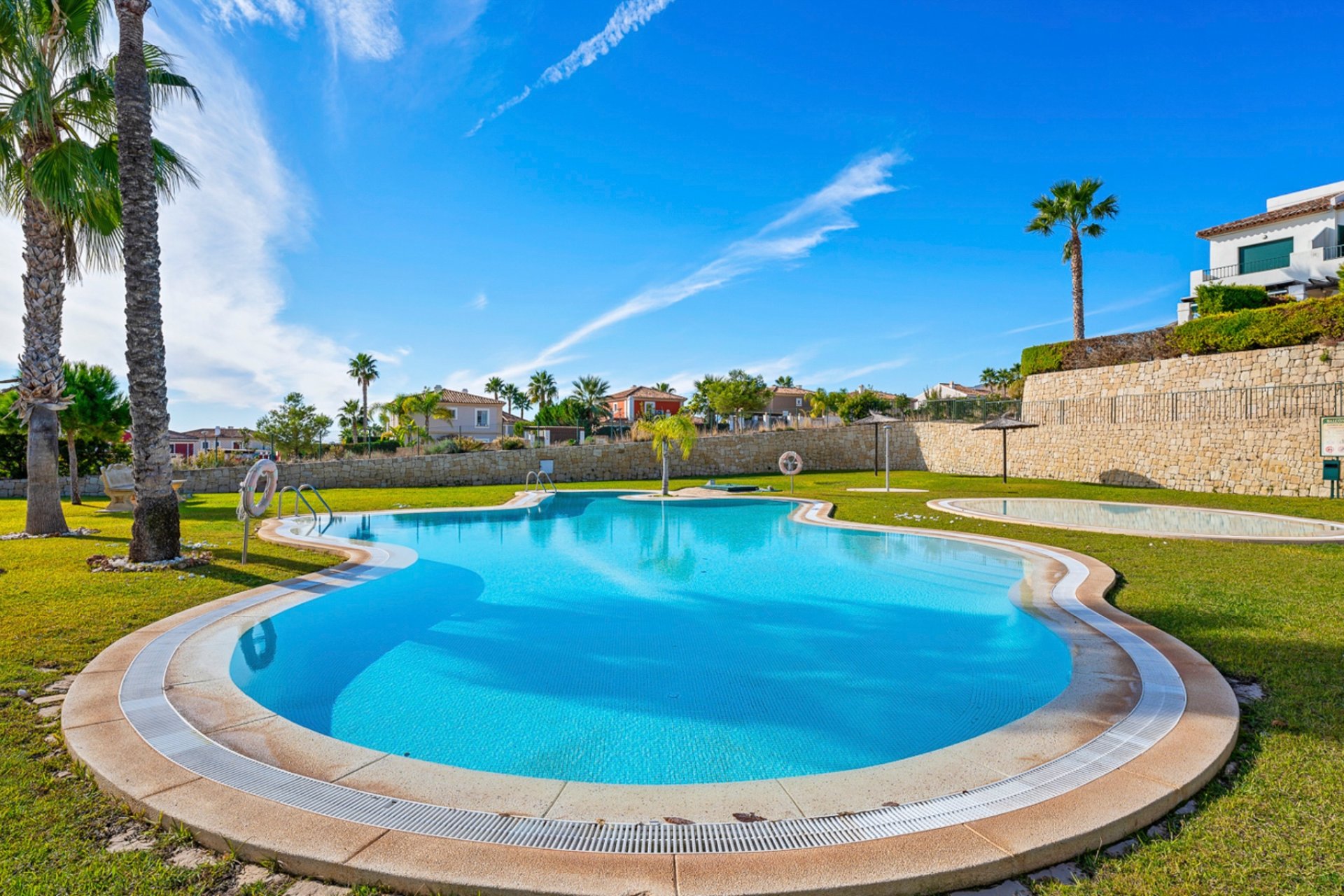 Resale - Apartment -
Finestrat - Sierra Cortina