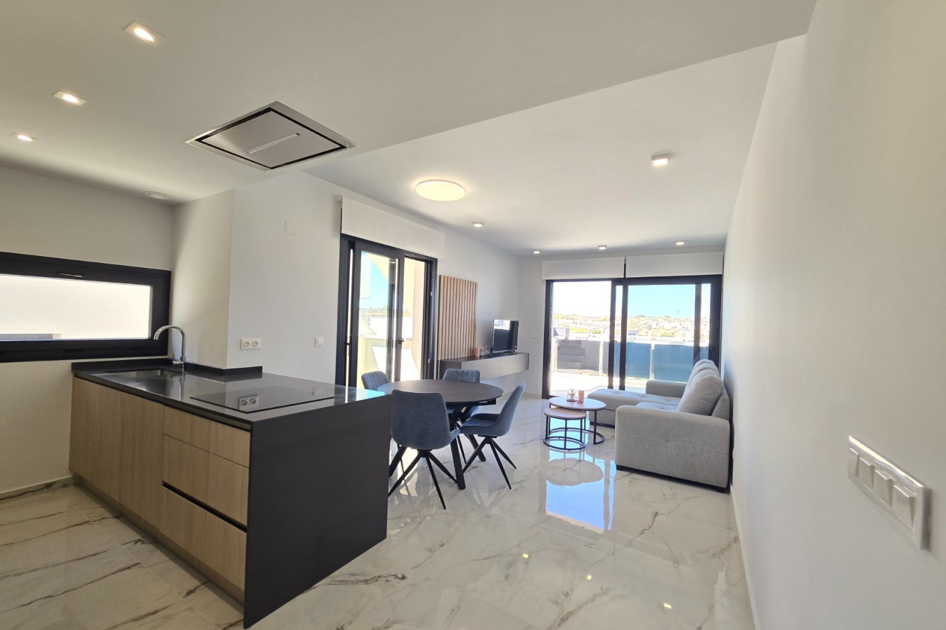 Resale - Apartment / Flat * -
Orihuela Costa * - Los Altos *