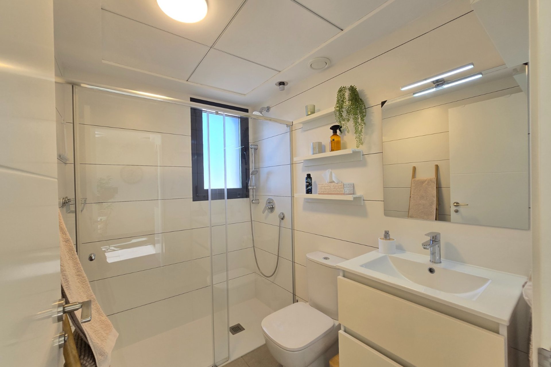 Resale - Apartment / Flat * -
Orihuela Costa * - Villamartín *