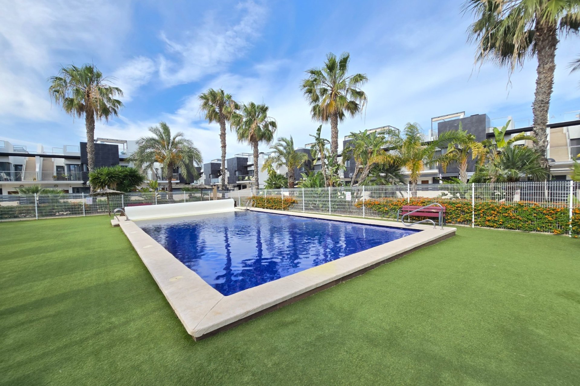 Resale - Apartment / Flat * -
Orihuela Costa * - Villamartín *