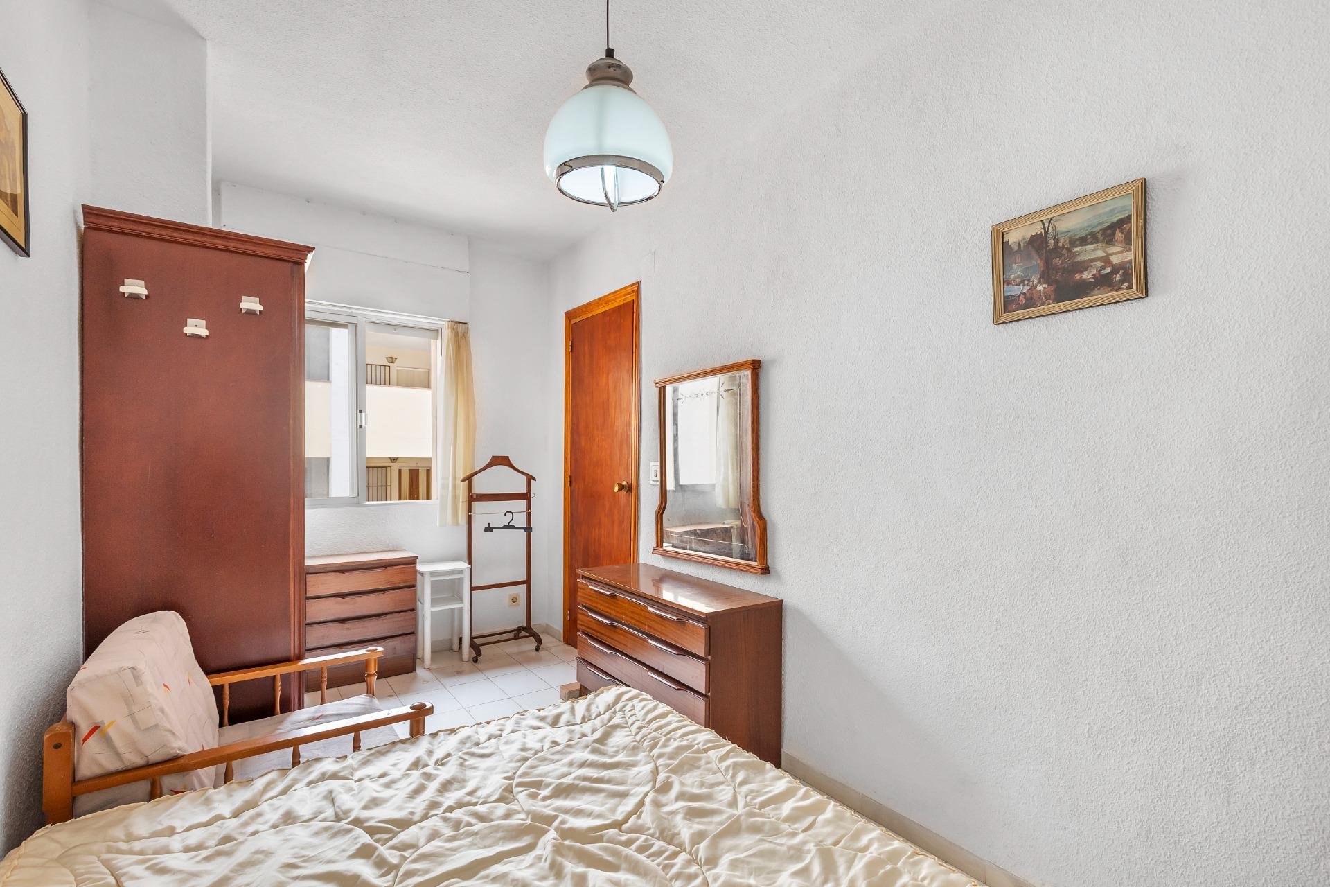 Resale - Apartment -
Guardamar del Segura - Center