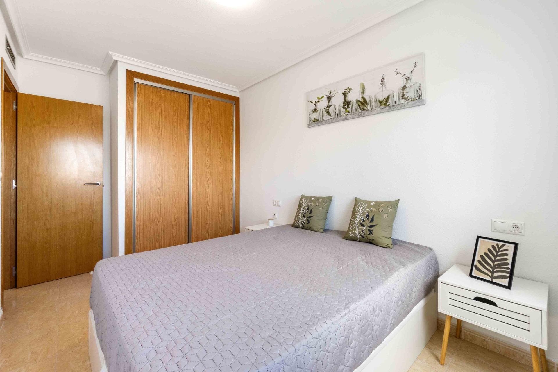 Resale - Apartment -
Guardamar del Segura - CENTRO