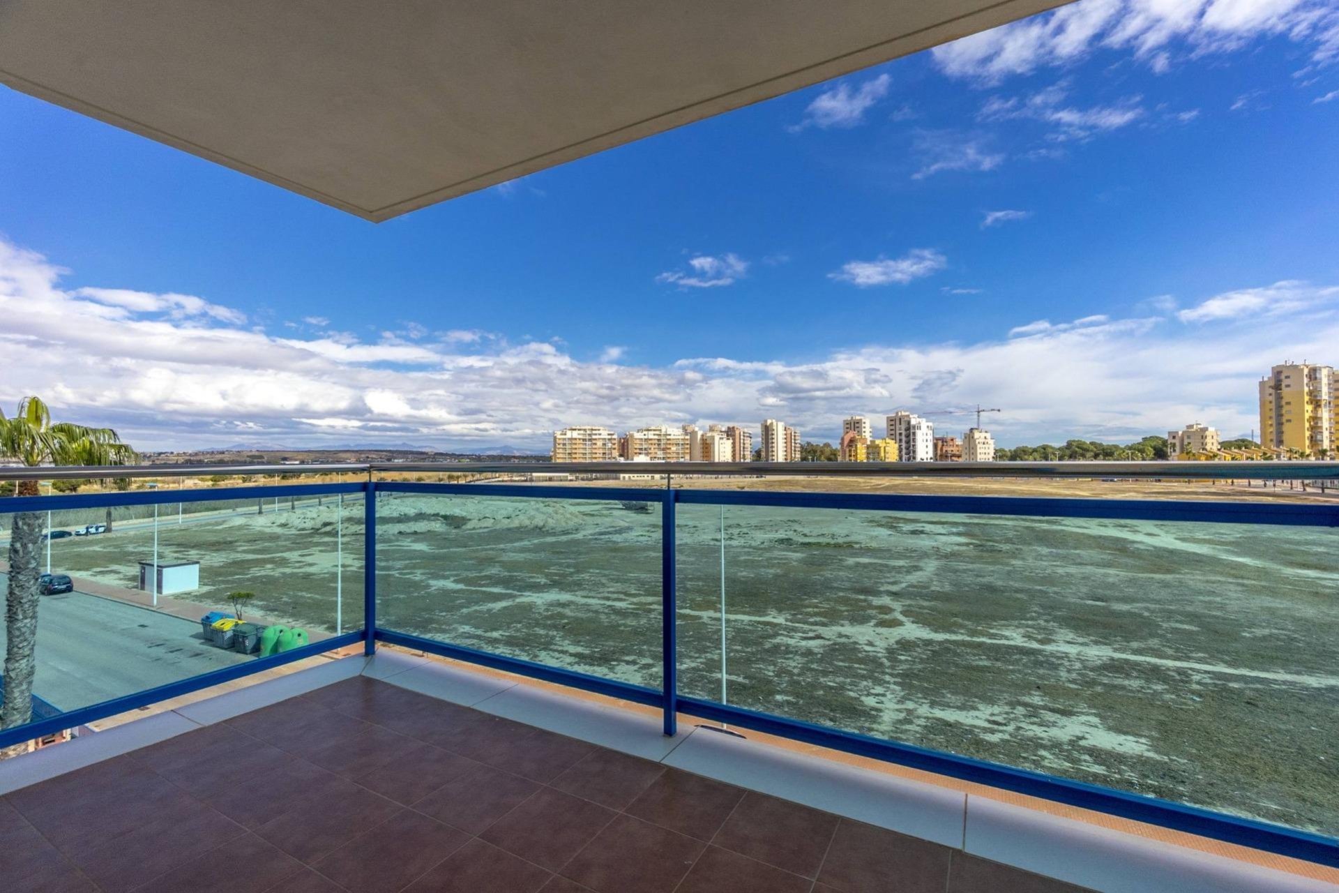 Resale - Apartment -
Guardamar del Segura - CENTRO