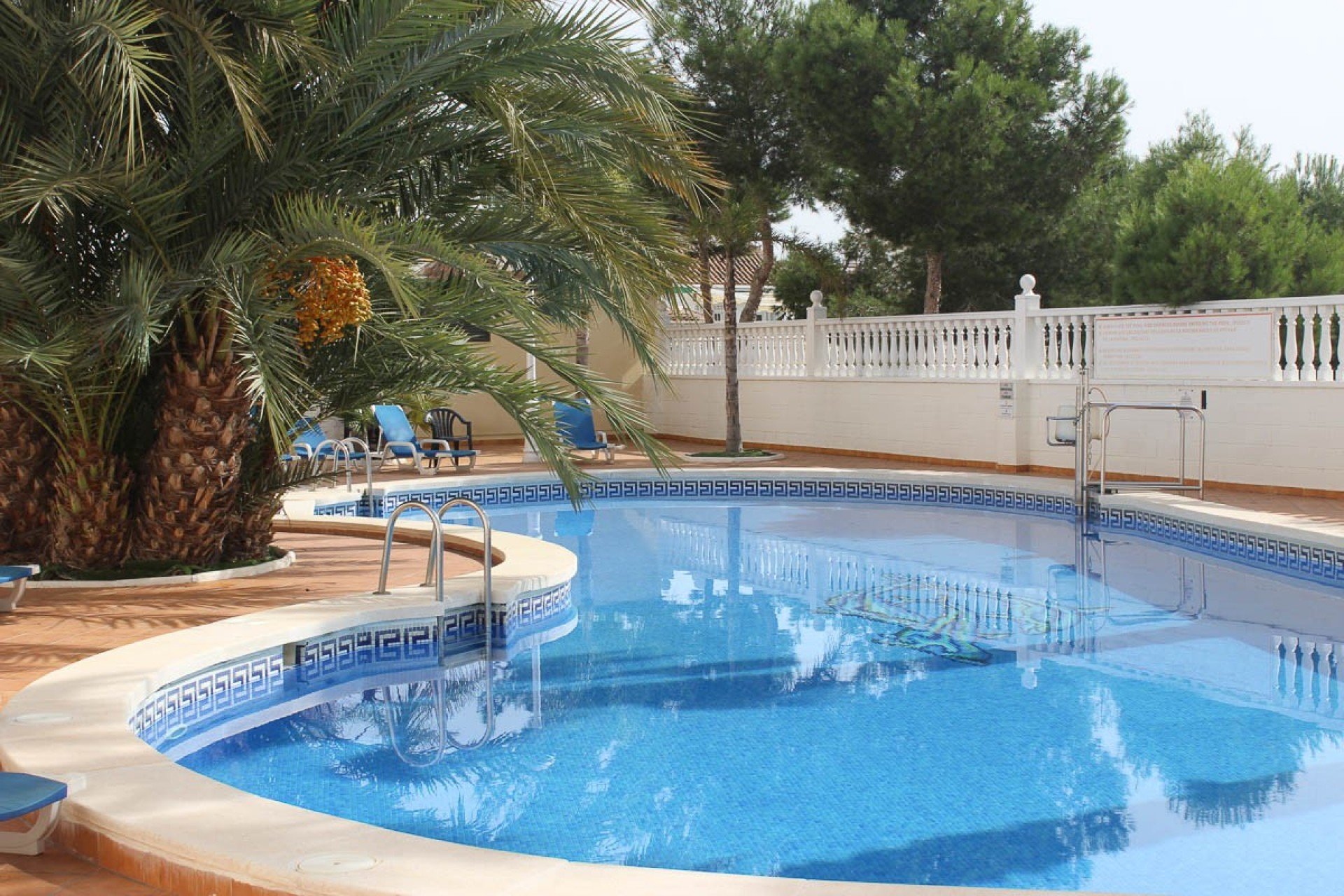 Resale - Apartment -
Guardamar del Segura - El Eden