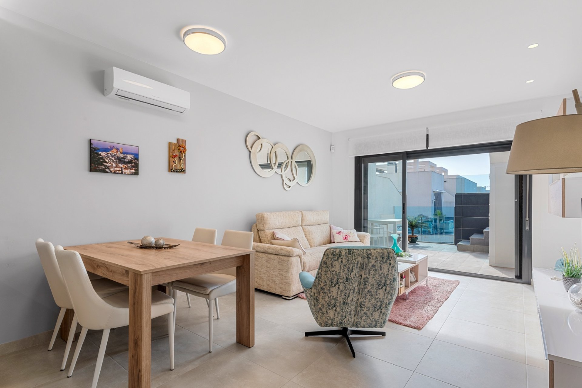 Resale - Apartment -
Guardamar del Segura - El Raso