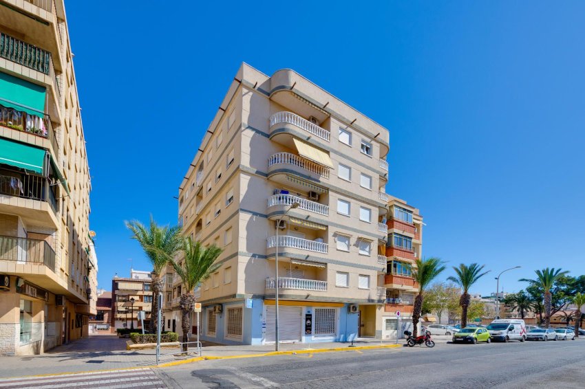 Resale - Apartment -
Guardamar del Segura - Guardamar Centro