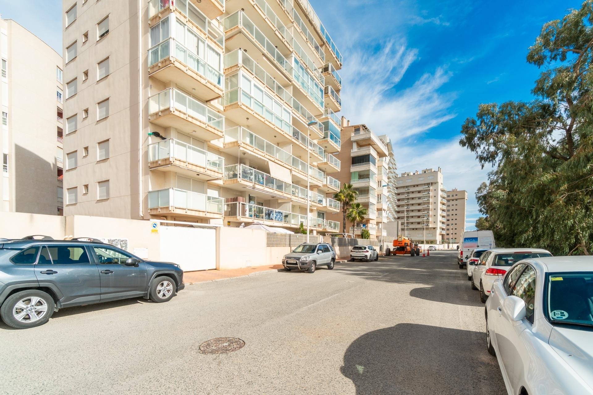 Resale - Apartment -
Guardamar del Segura - Guardamar Playa