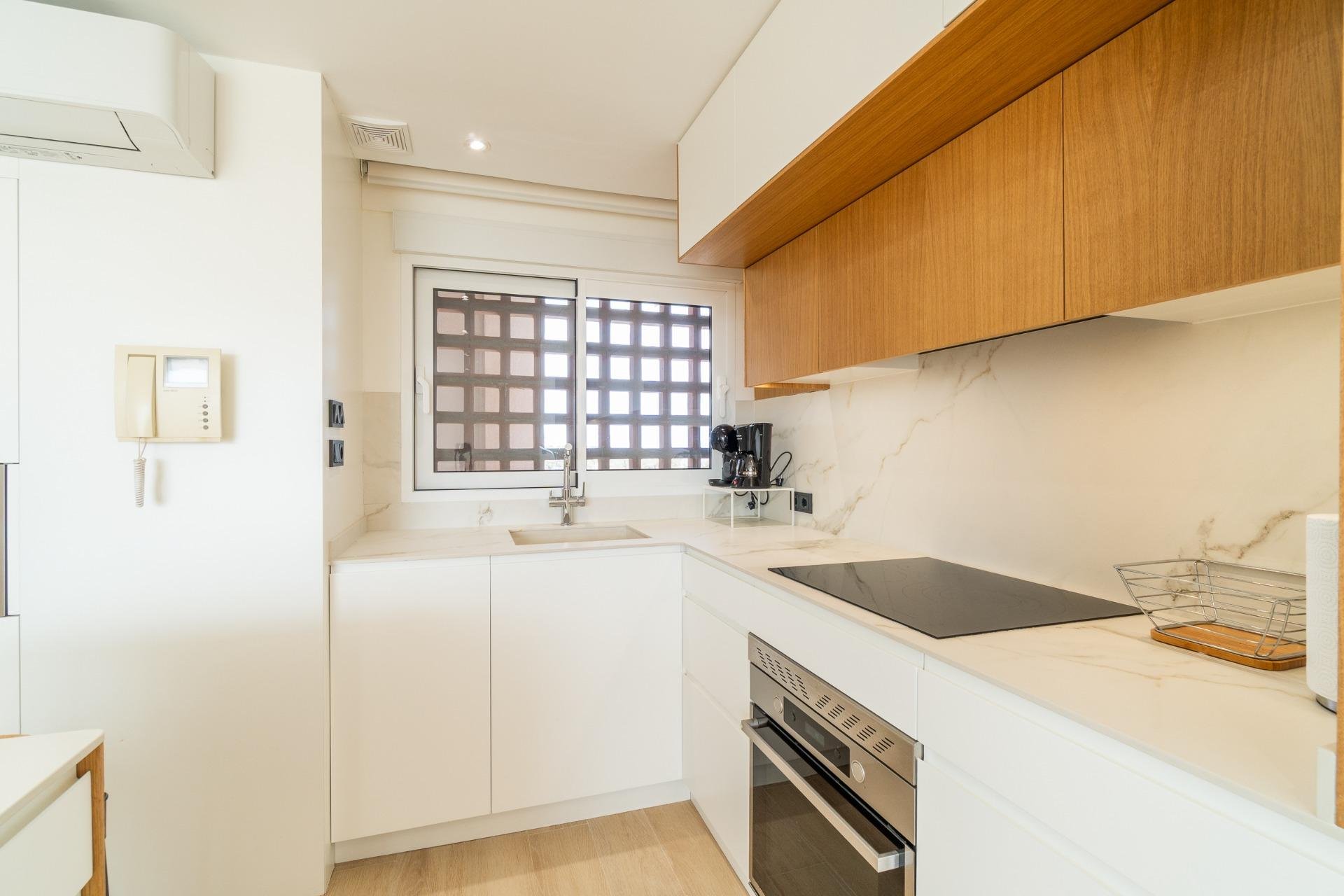 Resale - Apartment -
Guardamar del Segura - Guardamar Playa