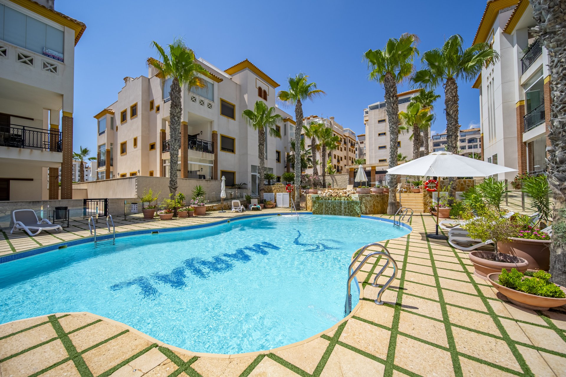 Resale - Apartment -
Guardamar del Segura
