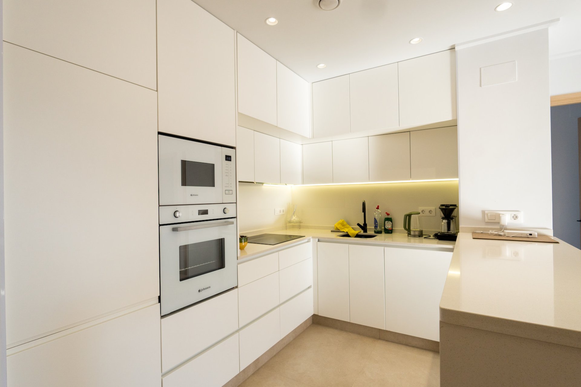 Resale - Apartment -
Guardamar - El Raso