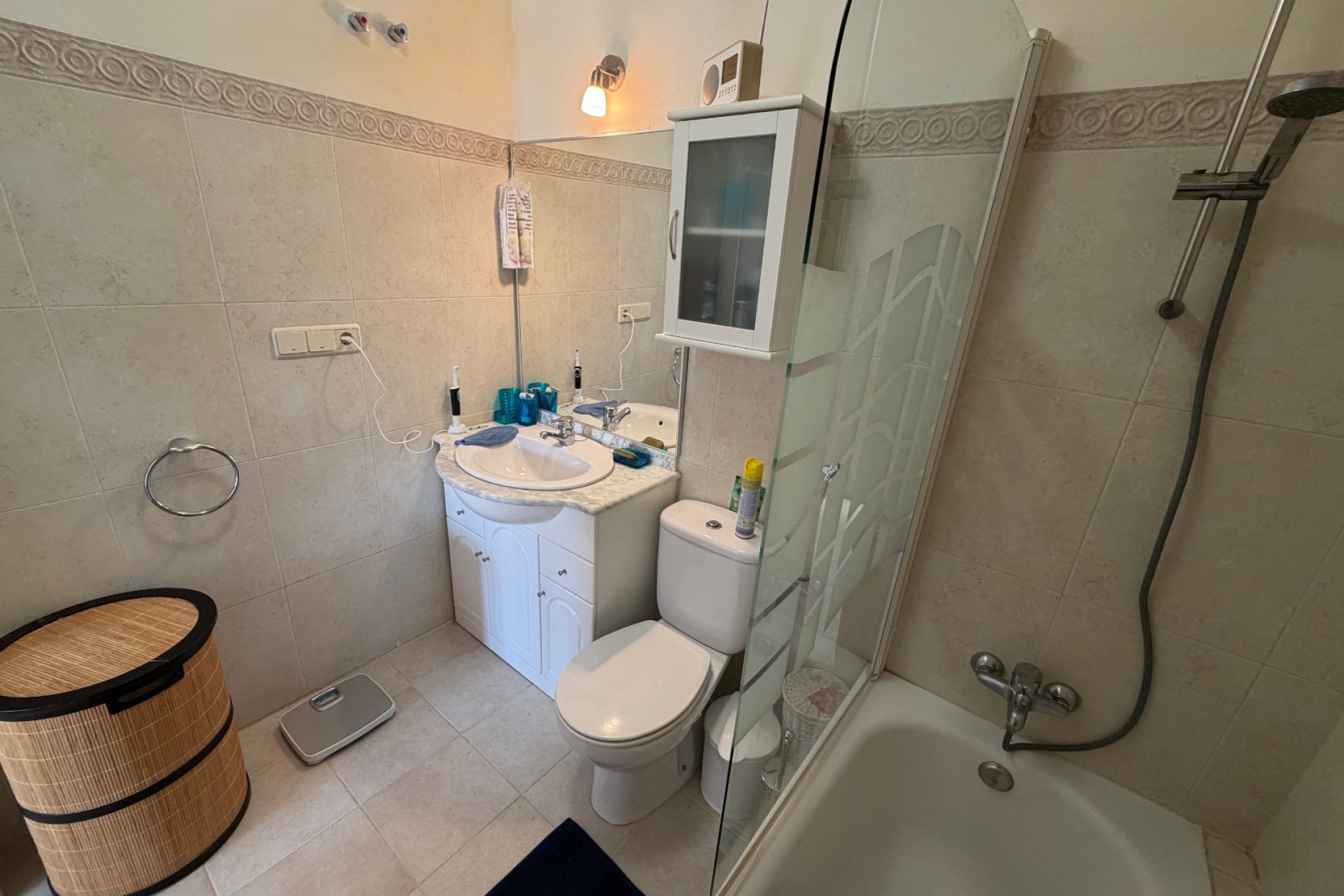 Resale - Apartment -
Jacarilla