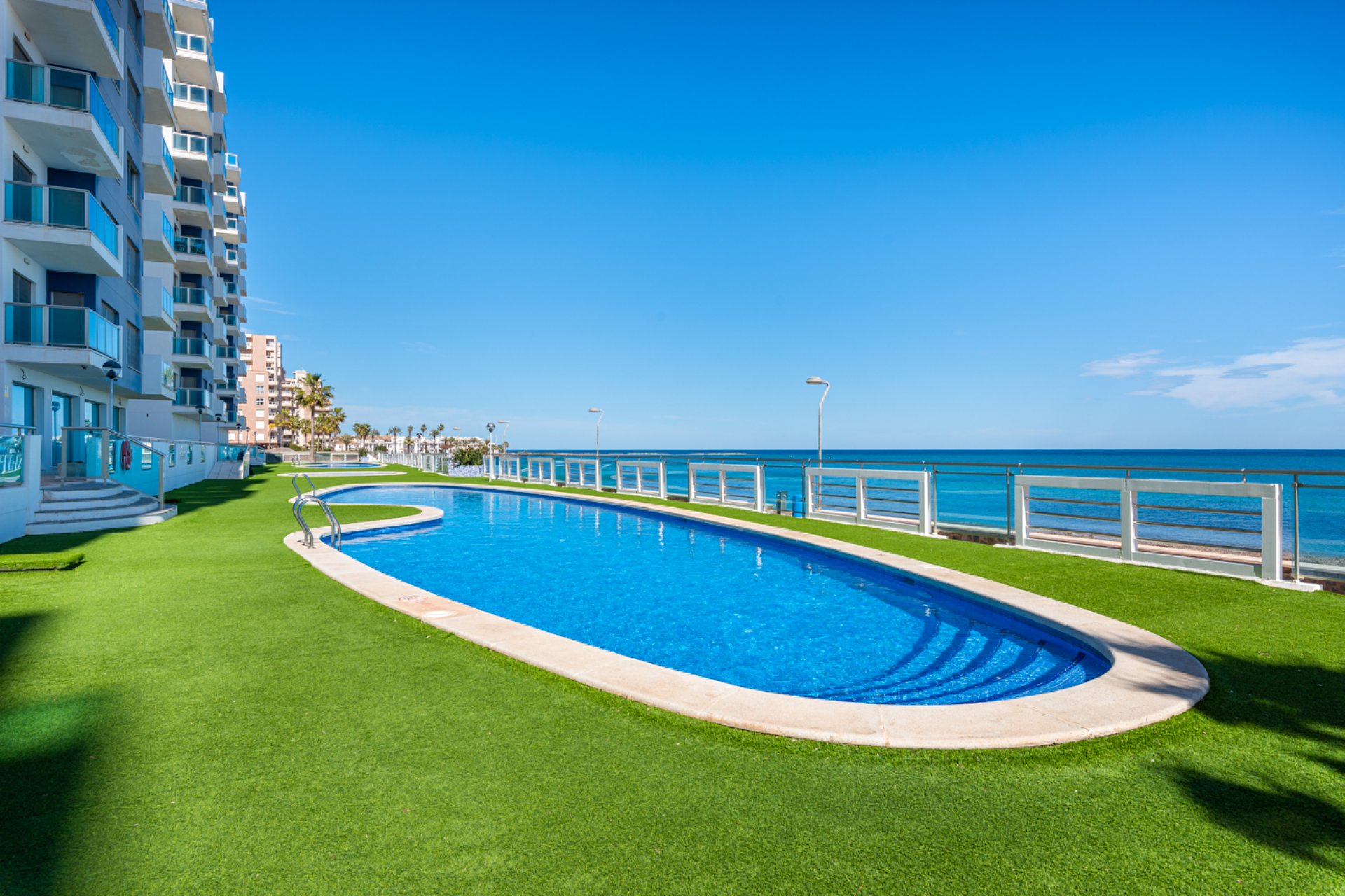 Resale - Apartment -
La Manga