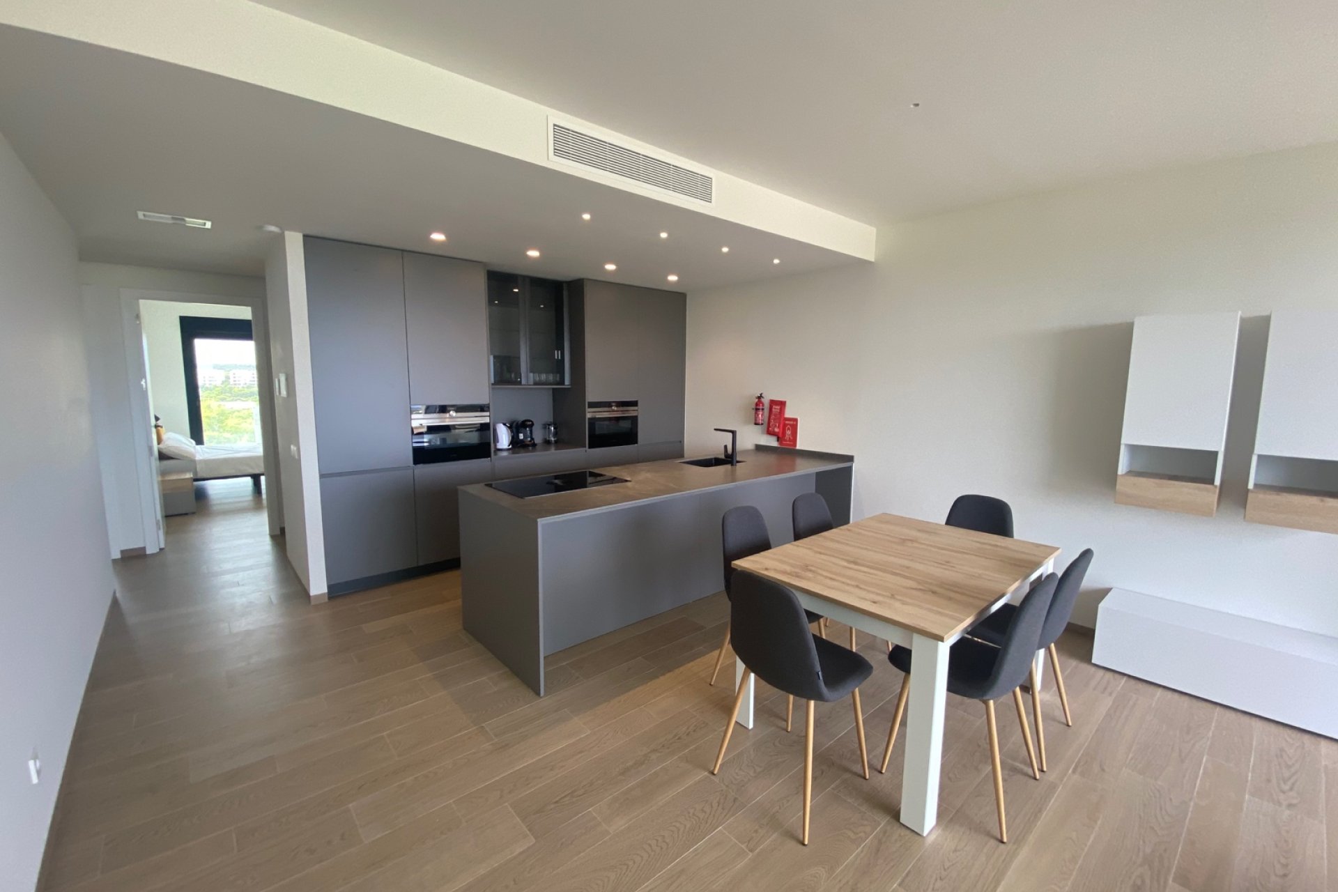 Resale - Apartment -
Las Colinas Golf