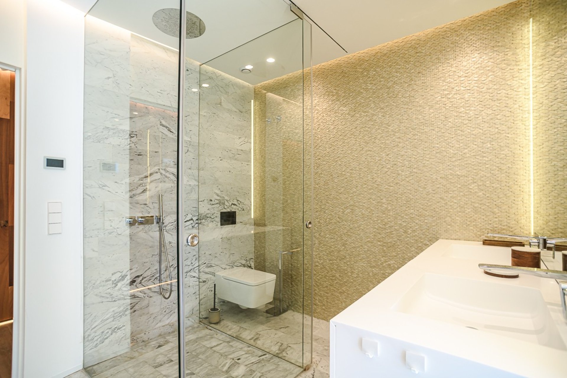 Resale - Apartment -
Las Colinas Golf