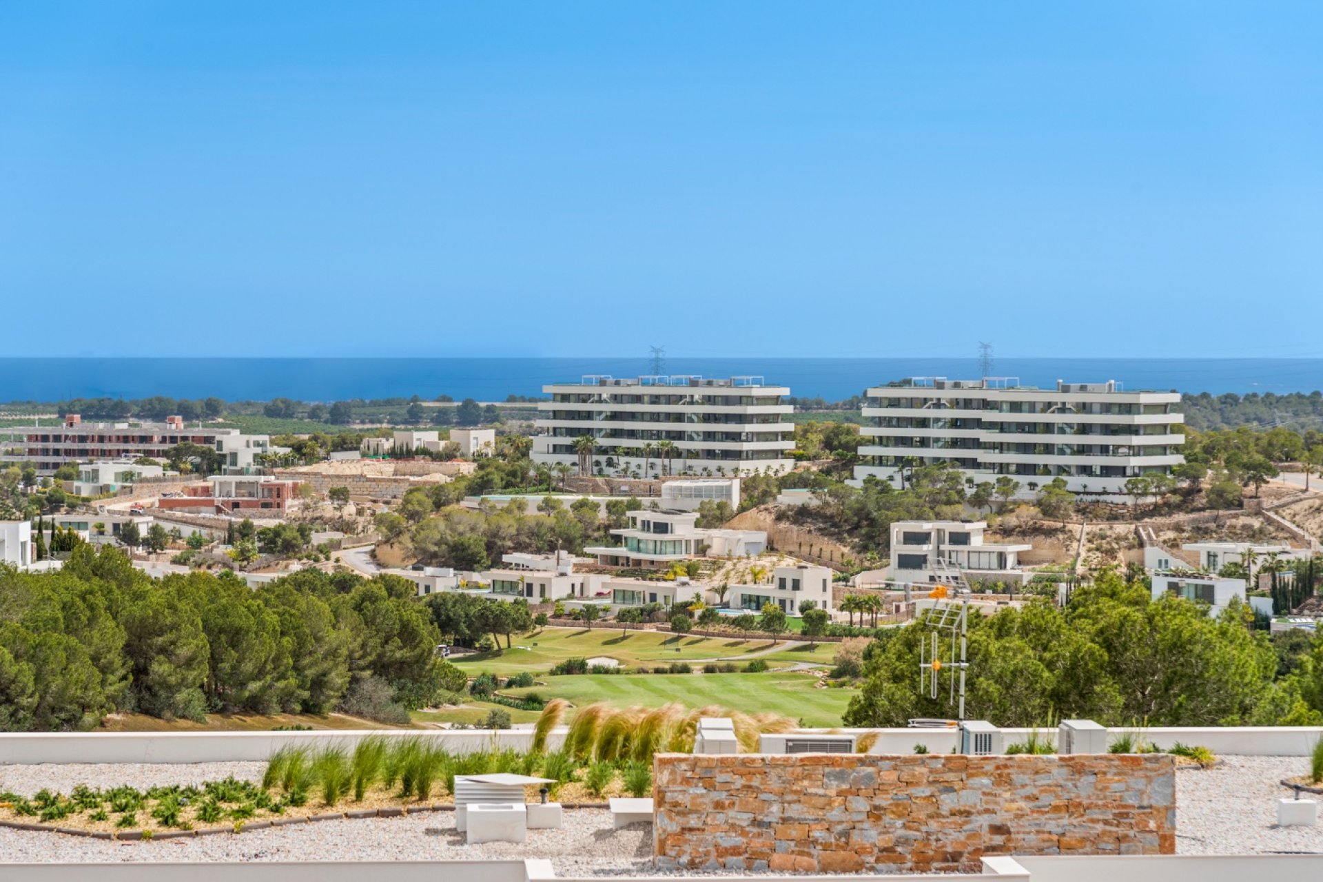 Resale - Apartment -
Las Colinas Golf