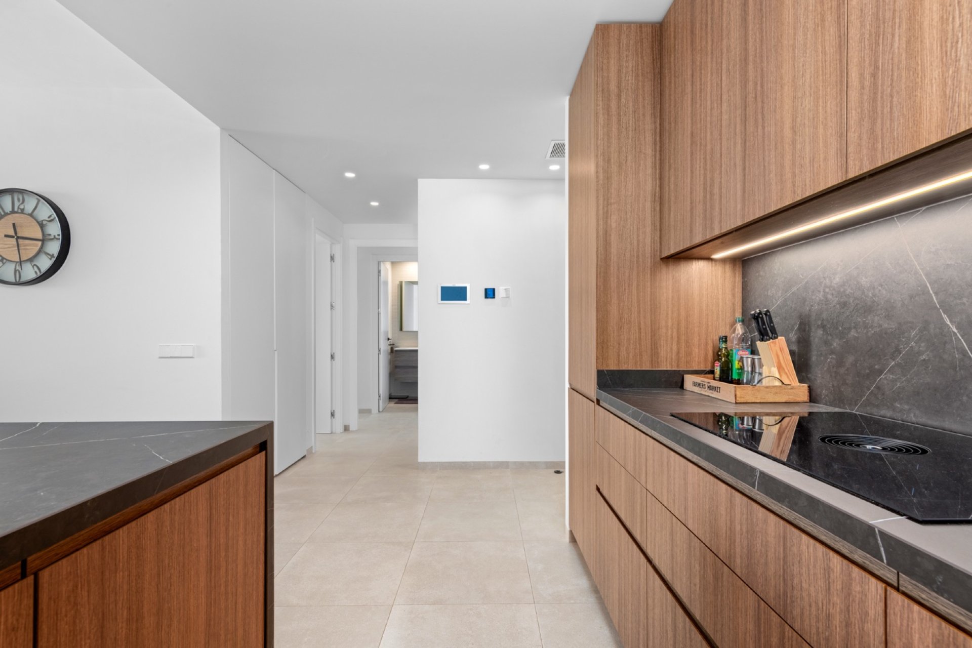 Resale - Apartment -
Las Colinas Golf