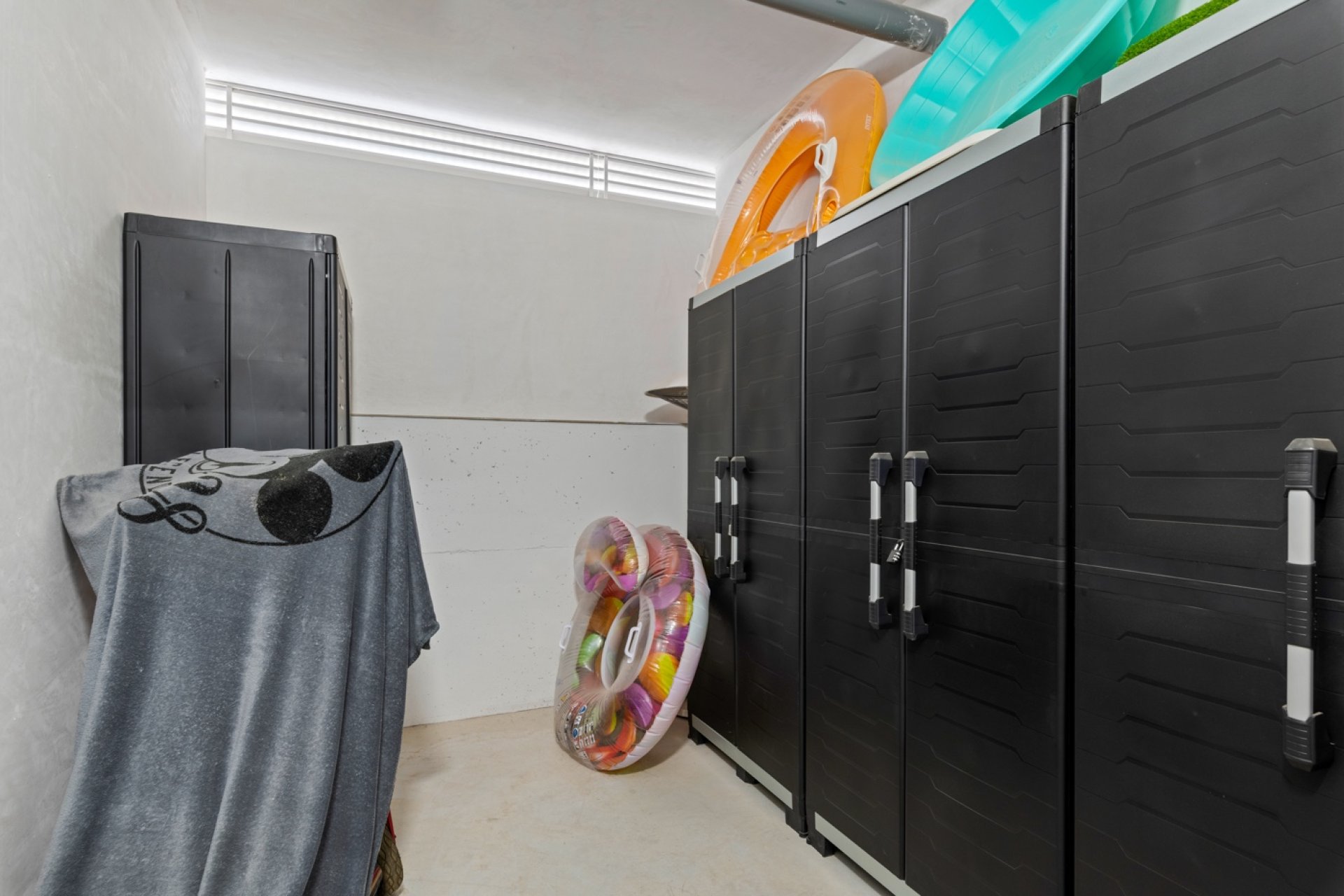 Resale - Apartment -
Las Colinas Golf