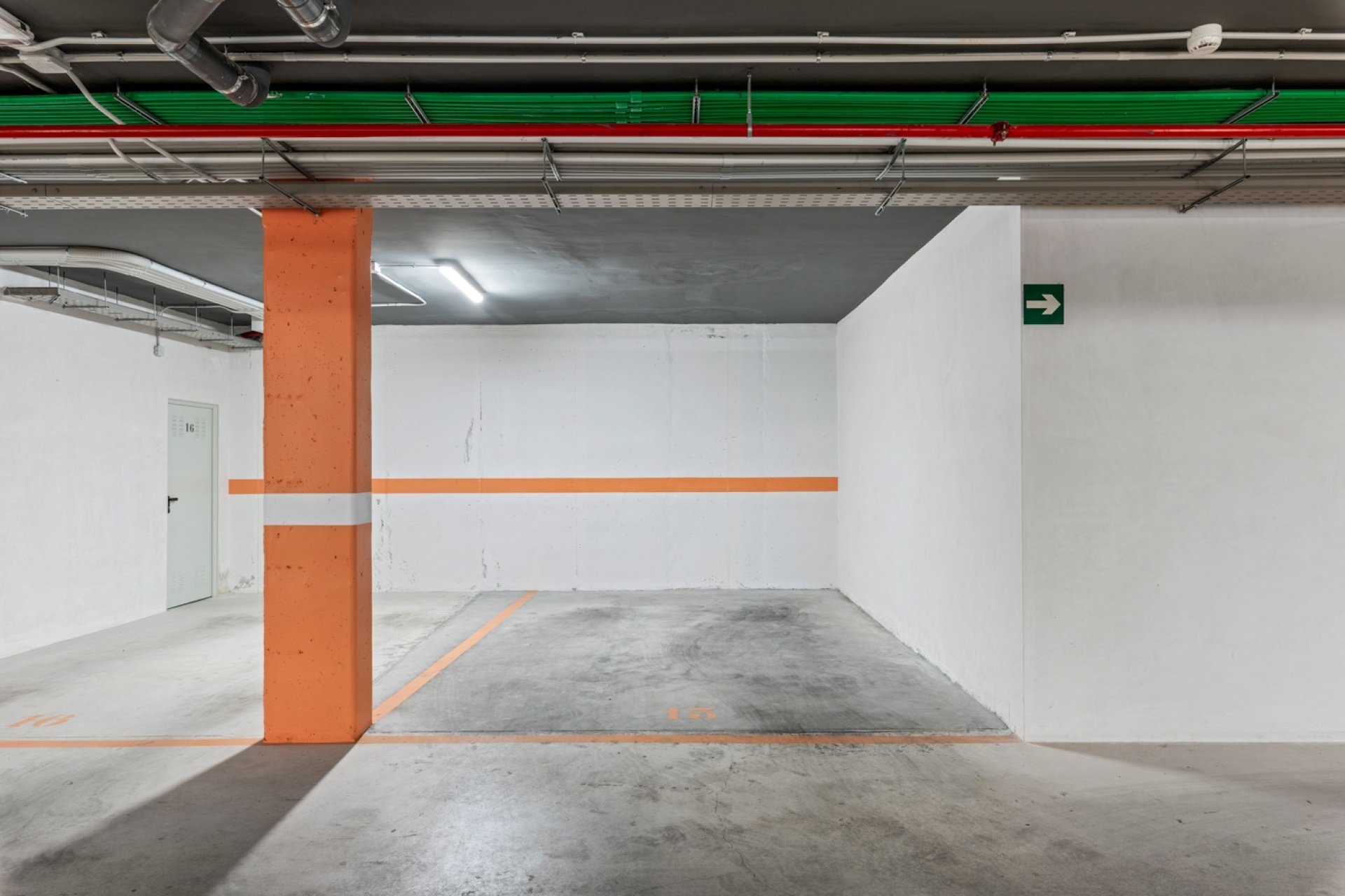 Resale - Apartment -
Las Colinas Golf