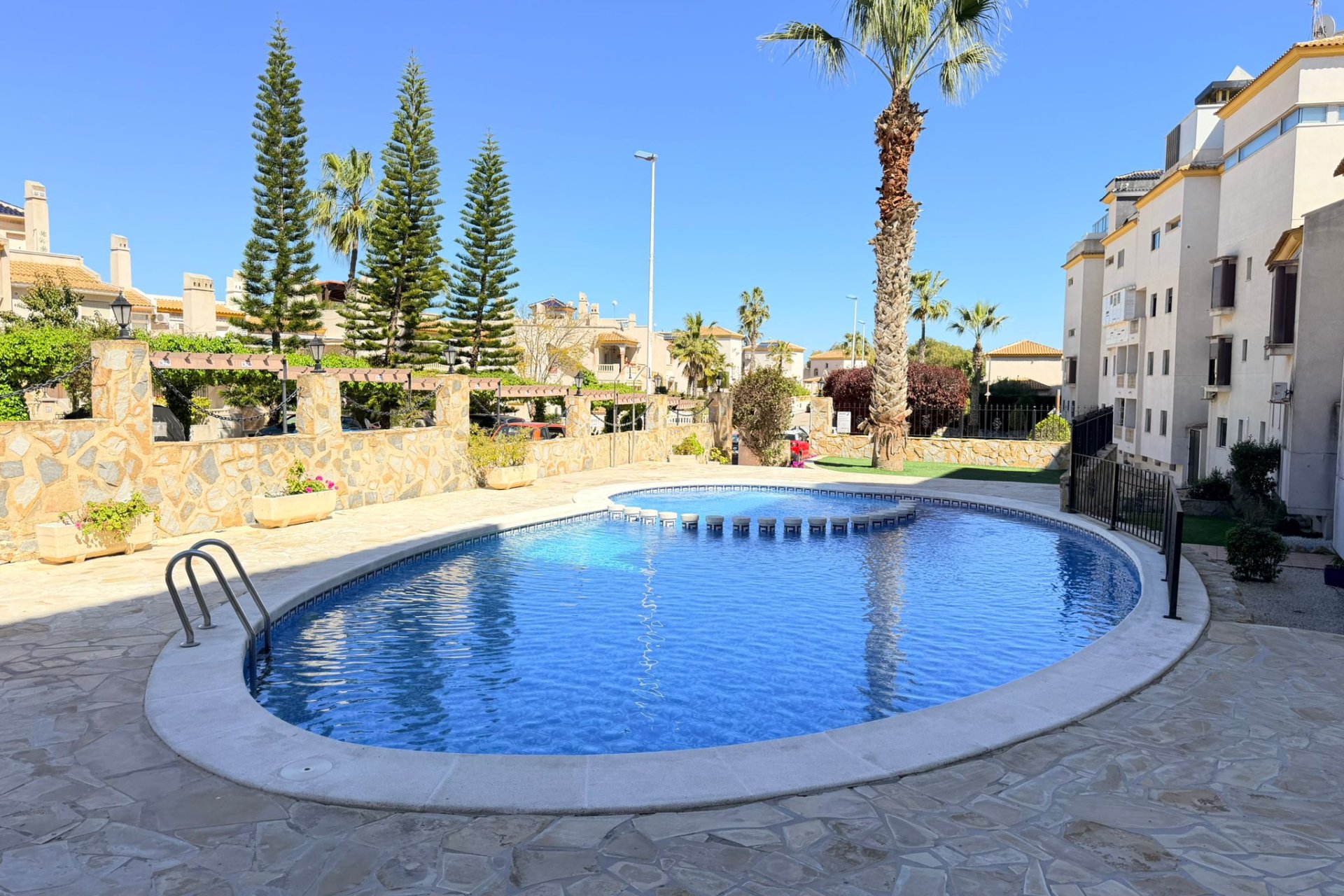 Resale - Apartment -
Las Ramblas - Orihuela Costa