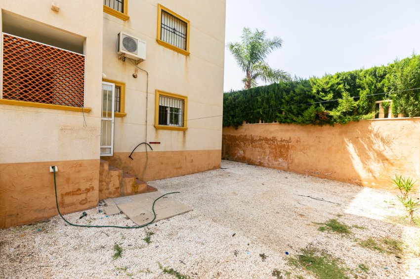 Resale - Apartment -
Lomas de Cabo Roig