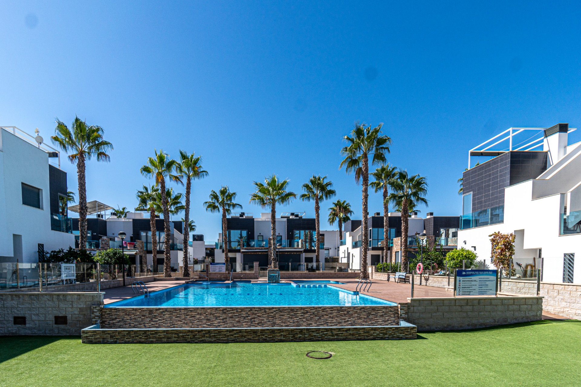 Resale - Apartment -
Lomas de Cabo Roig