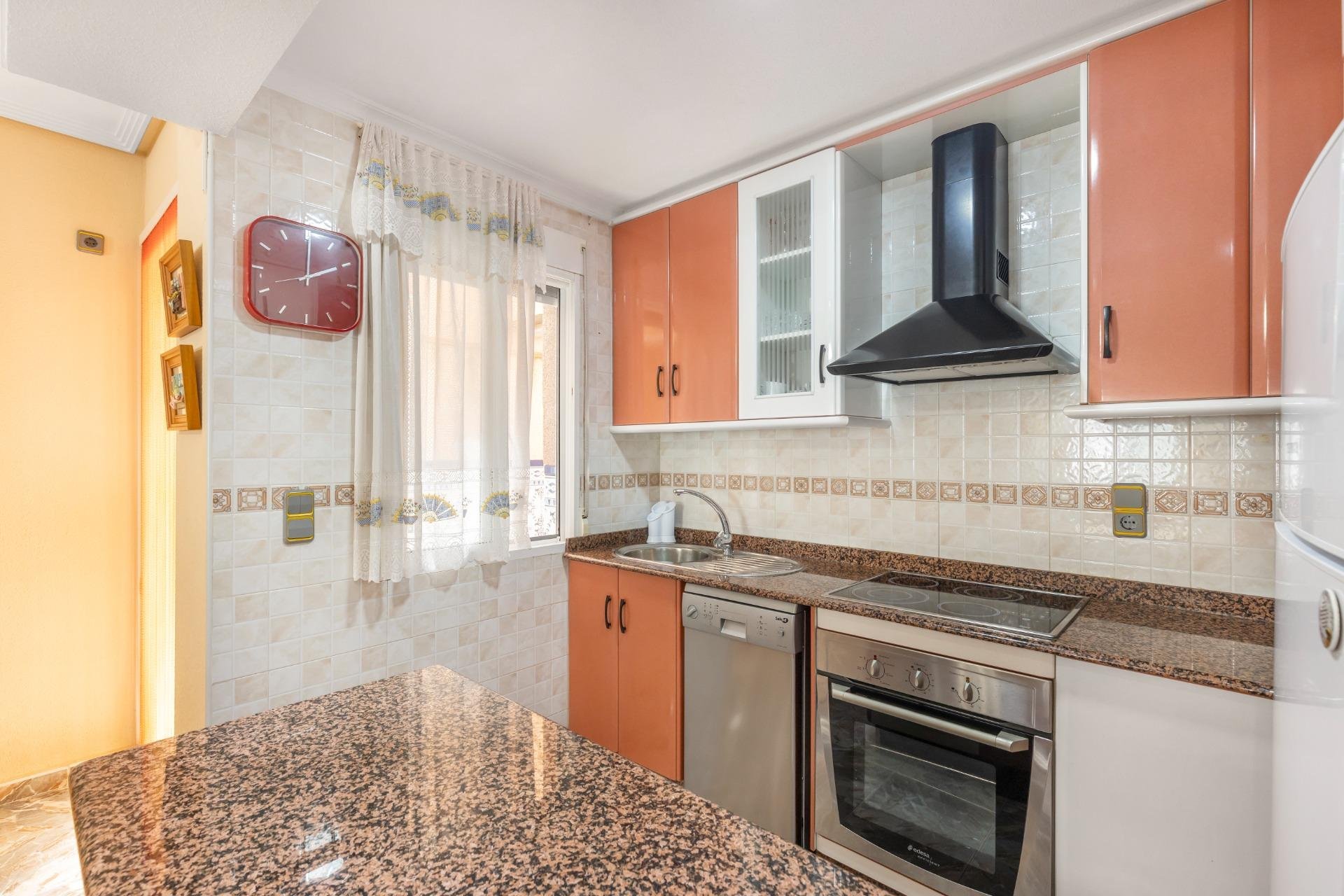 Resale - Apartment -
Los Alcázares - Centro
