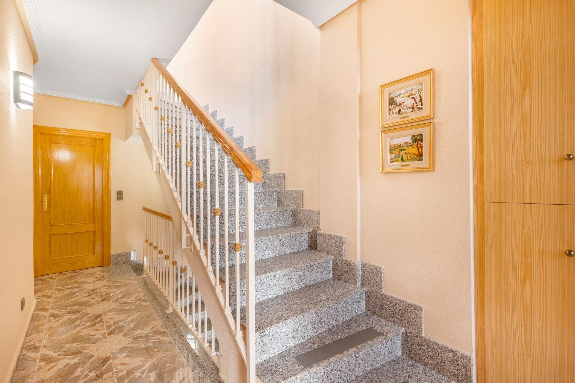 Resale - Apartment -
Los Alcázares - Centro