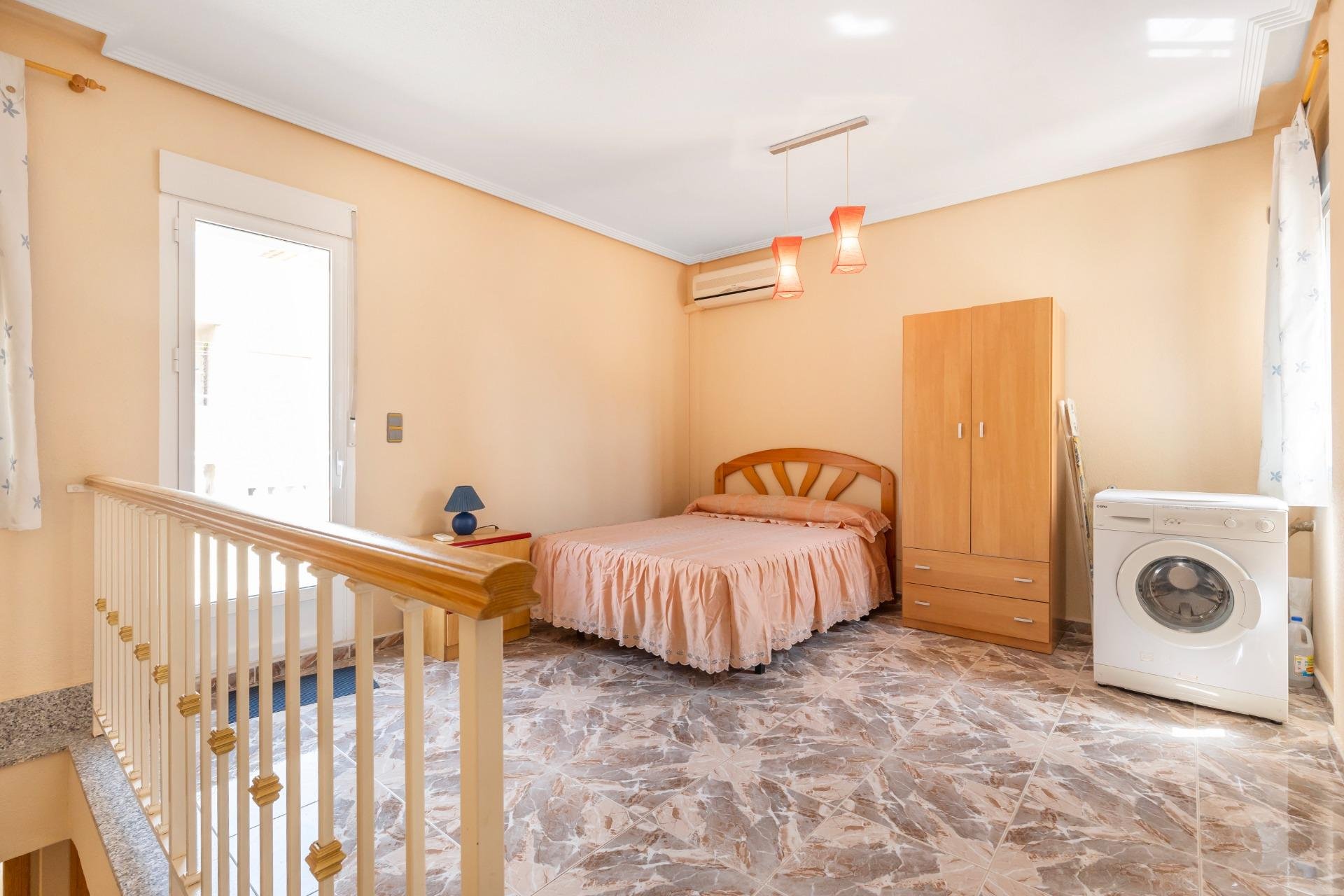 Resale - Apartment -
Los Alcázares - Centro
