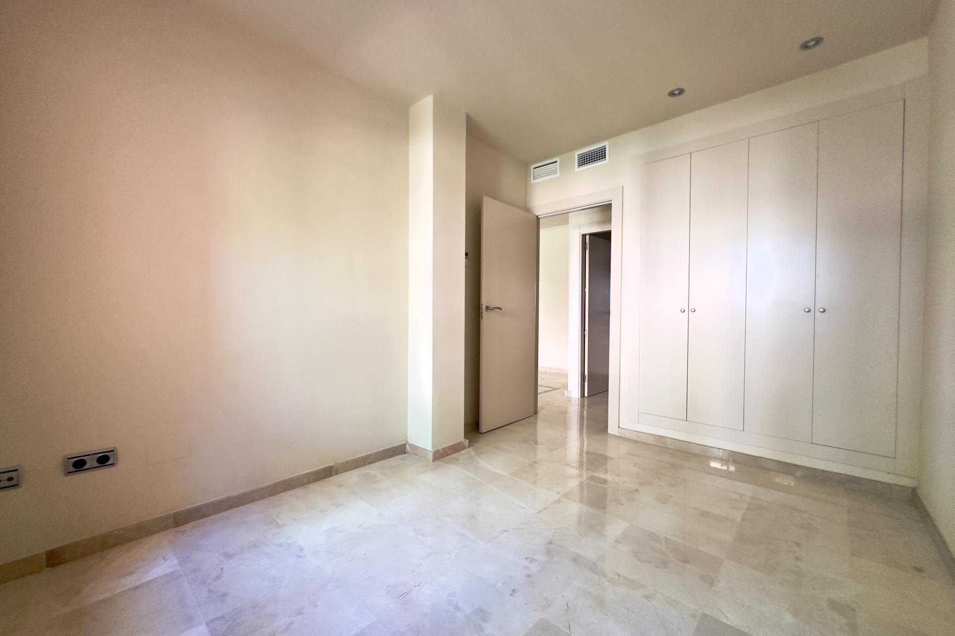 Resale - Apartment -
Los Alcázares - Punta Calera