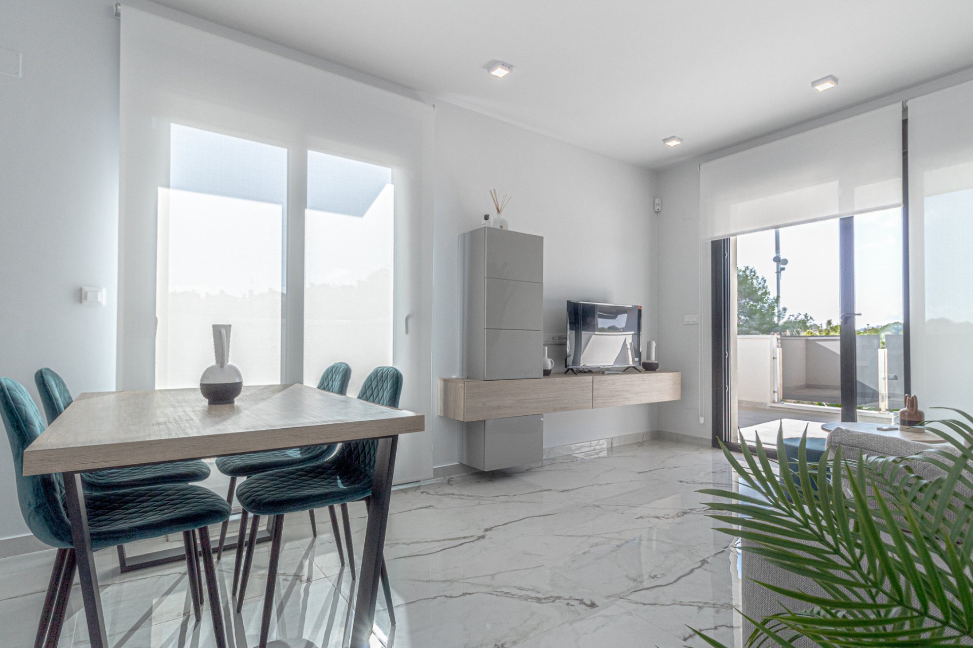 Resale - Apartment -
Los Altos