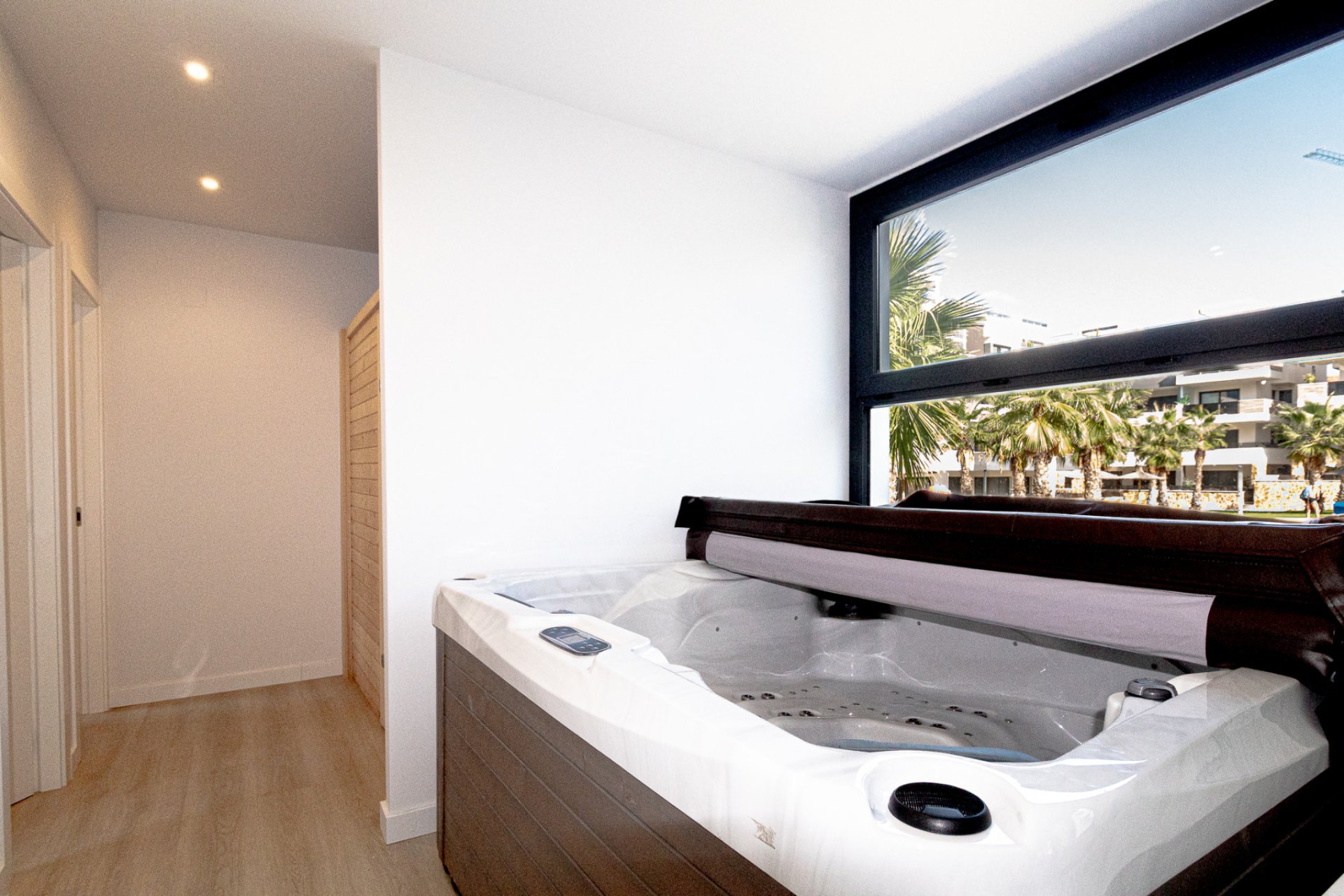 Resale - Apartment -
Los Altos