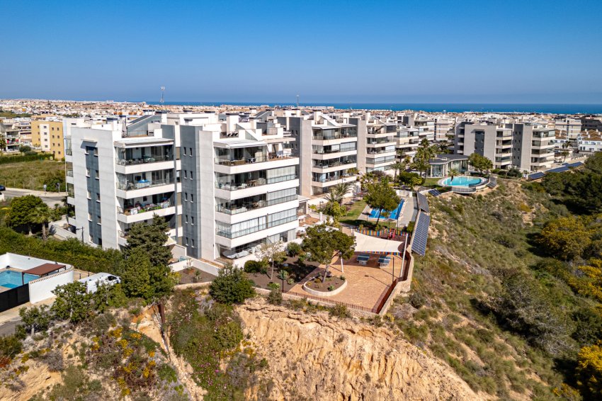 Resale - Apartment -
Los Dolses - Pimienta