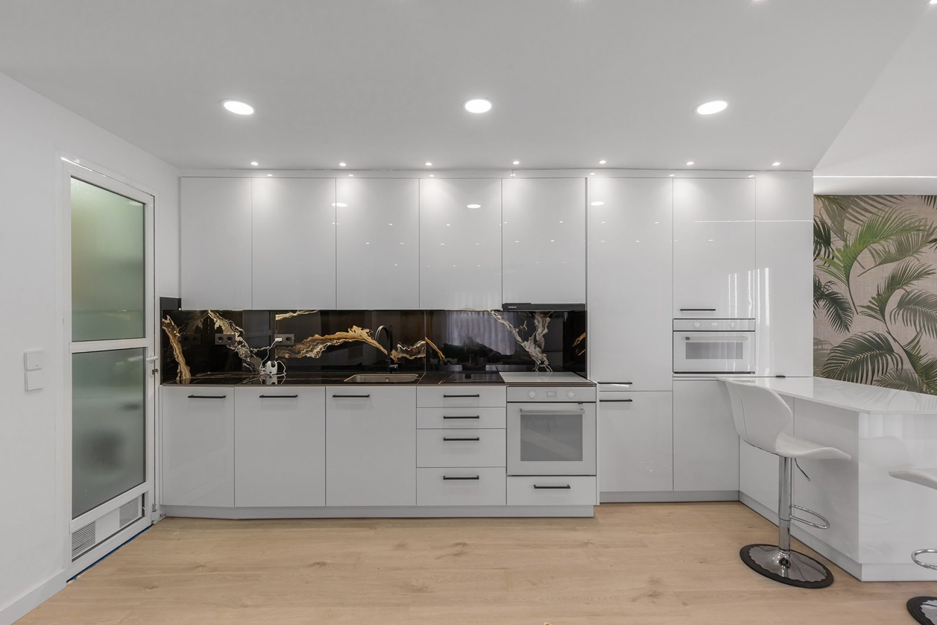 Resale - Apartment -
Los Montesinos