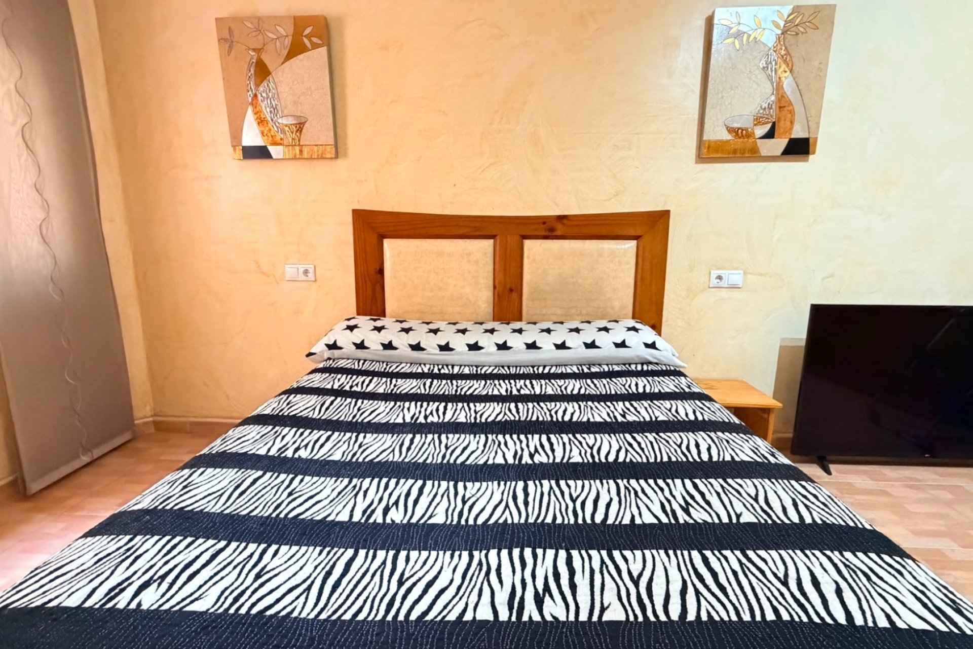 Resale - Apartment -
Los Montesinos