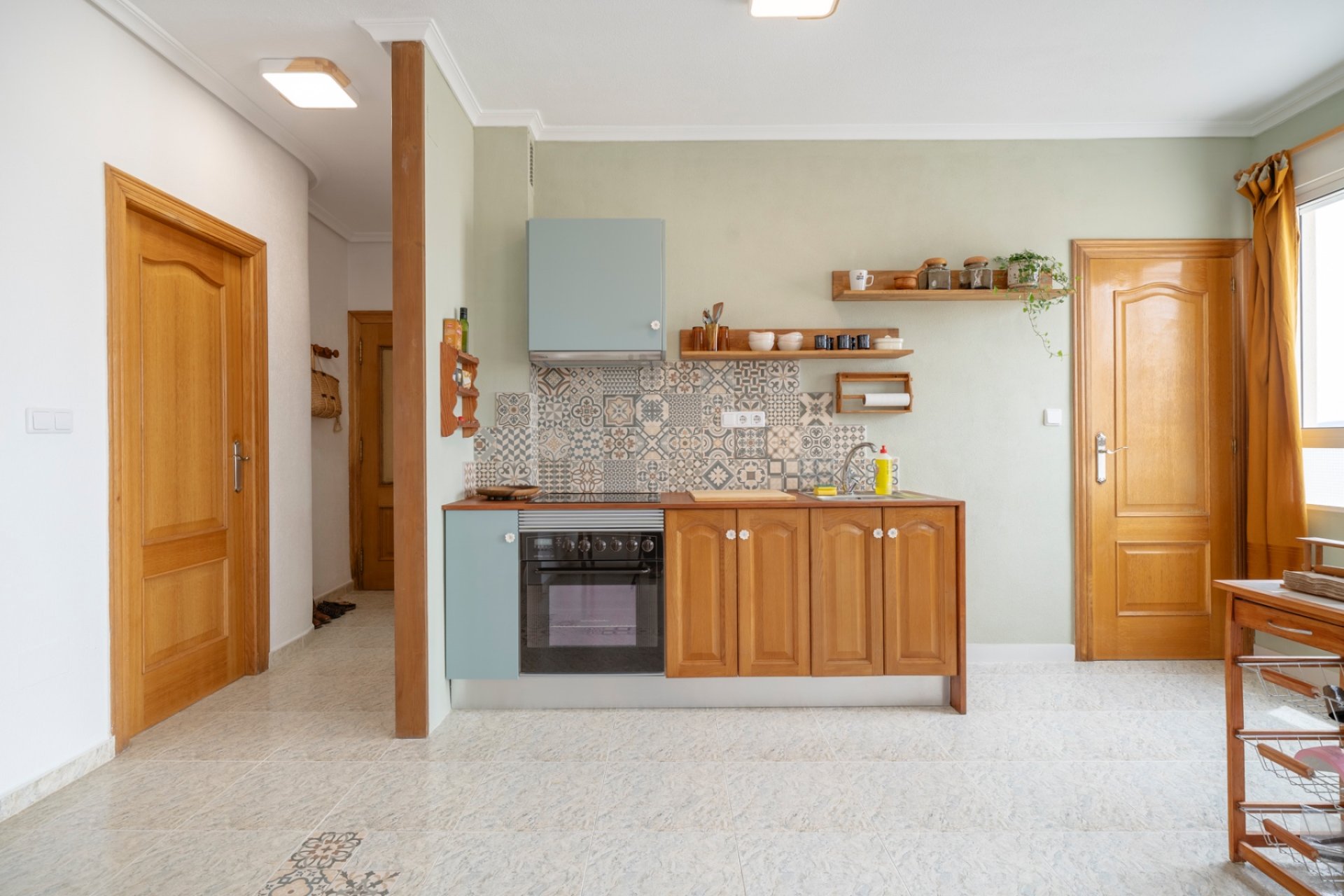 Resale - Apartment -
Los Montesinos