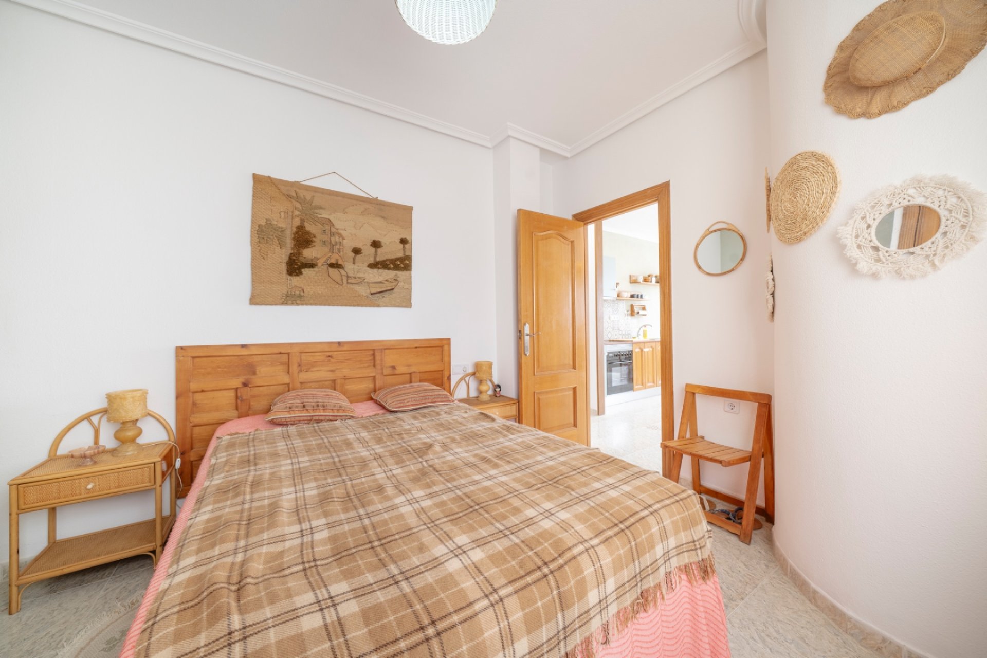 Resale - Apartment -
Los Montesinos