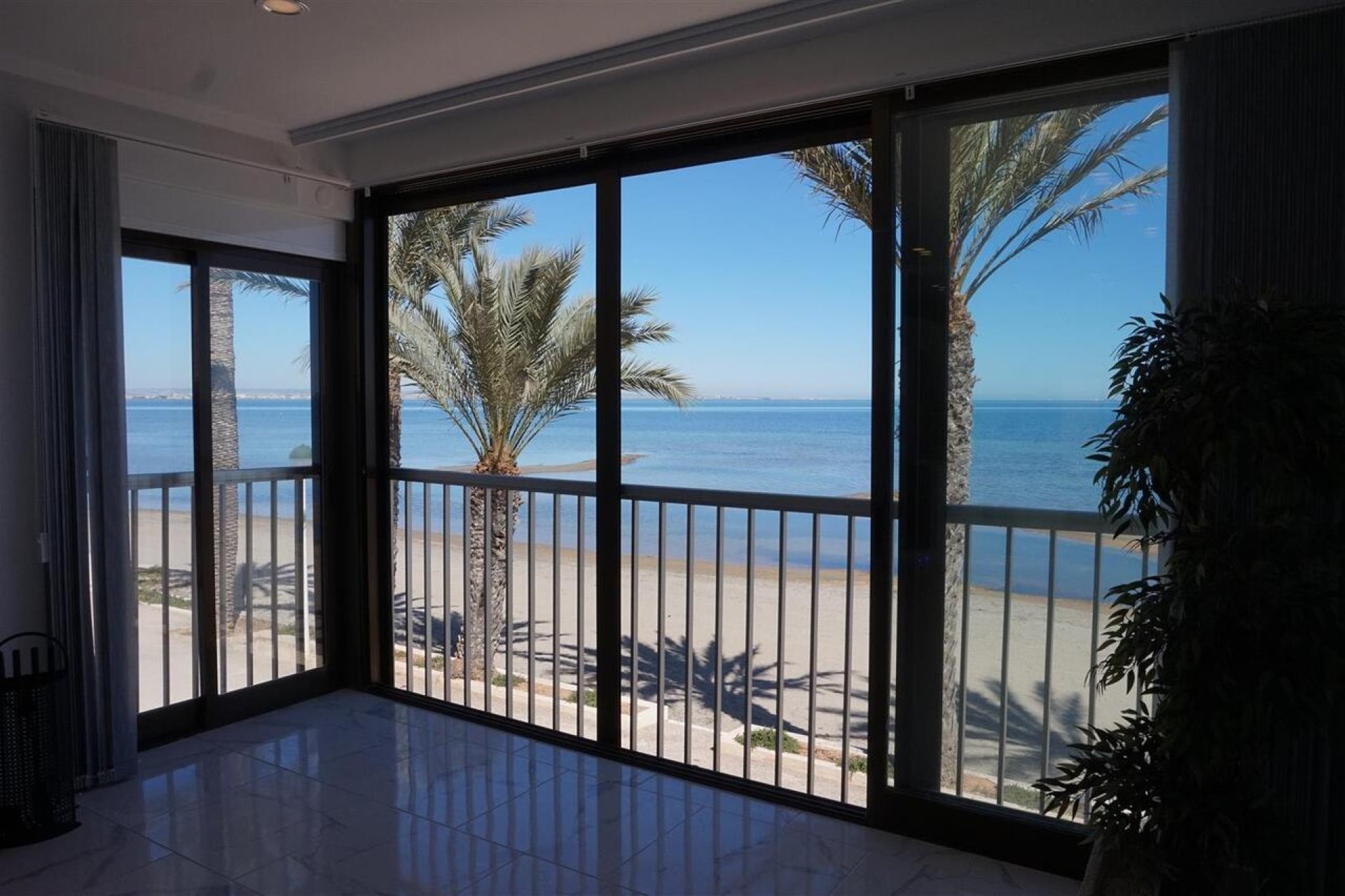 Resale - Apartment -
Los Urrutias