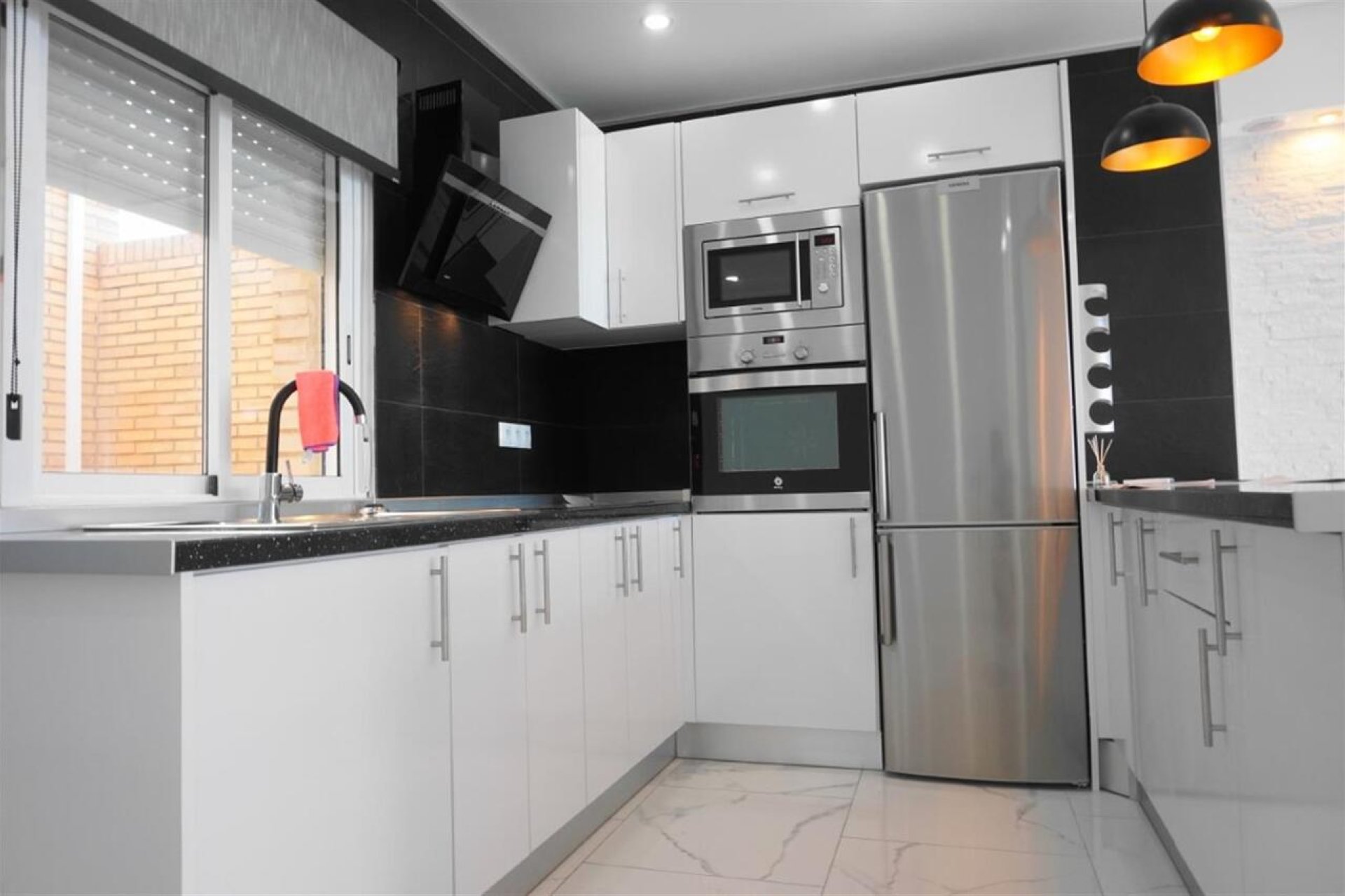 Resale - Apartment -
Los Urrutias