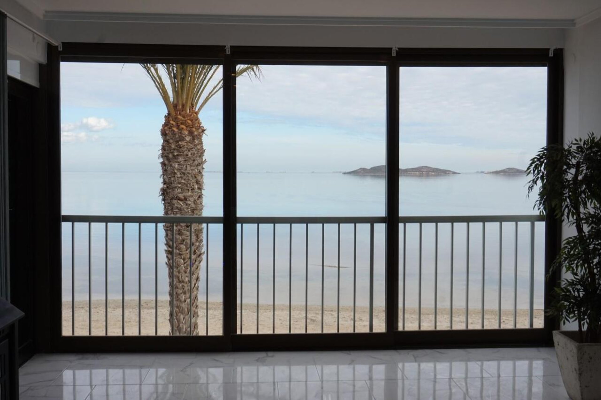 Resale - Apartment -
Los Urrutias