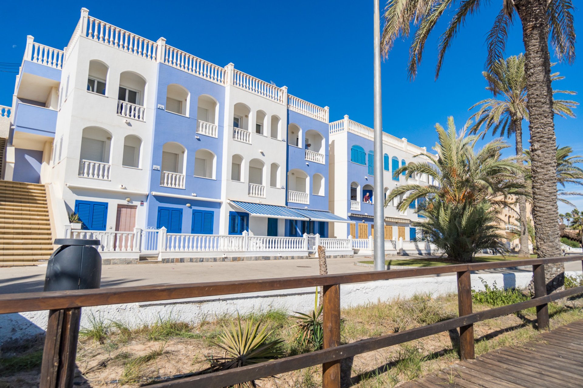 Resale - Apartment -
Mil Palmeras - Beach