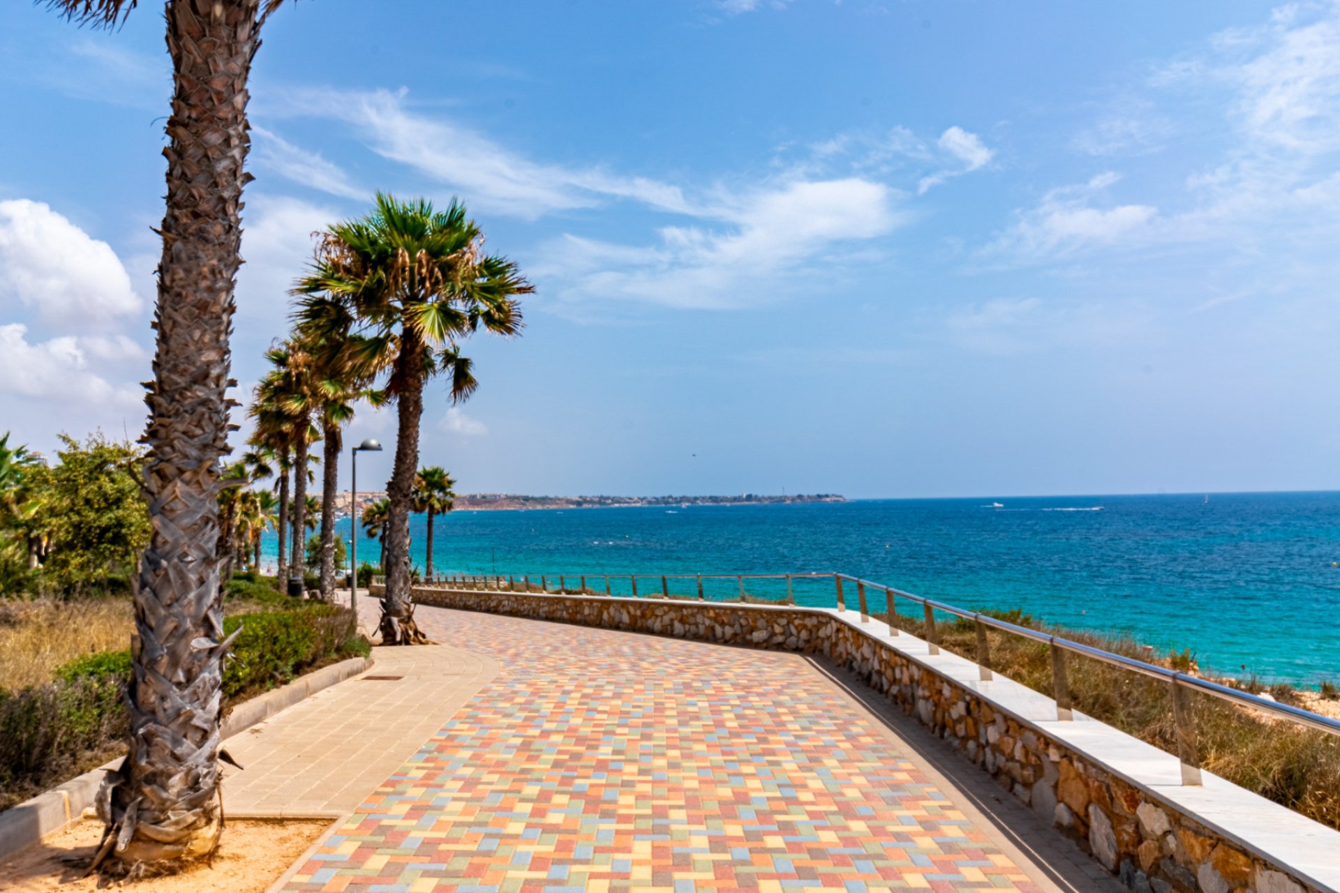 Resale - Apartment -
Mil Palmeras - Riomar