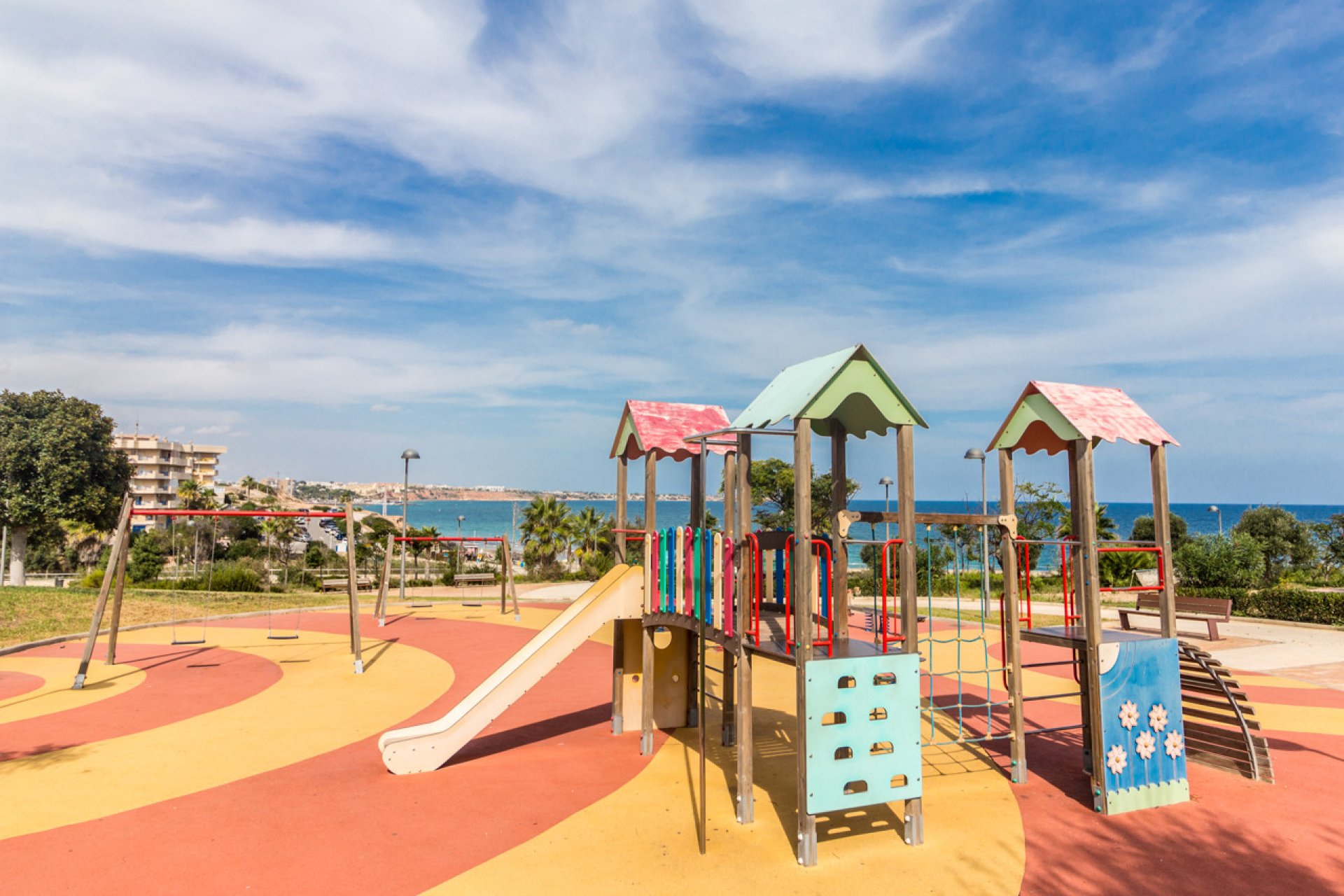 Resale - Apartment -
Mil Palmeras - Riomar