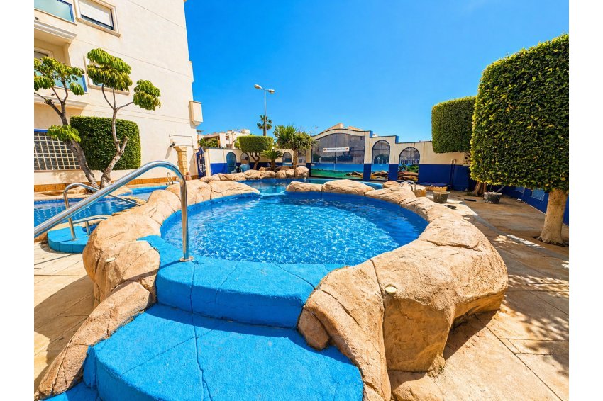Resale - Apartment -
Orihuela Costa - Cabo Roig