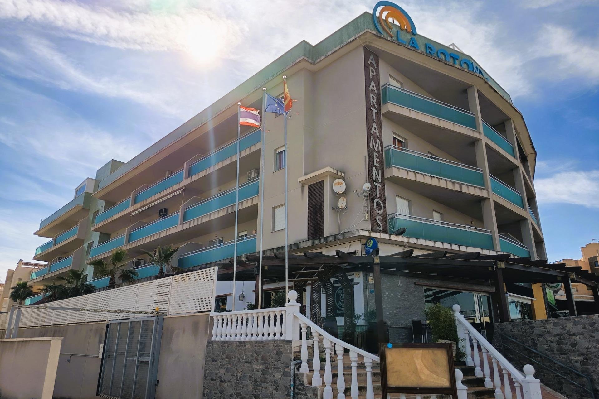 Resale - Apartment -
Orihuela Costa - Cabo Roig