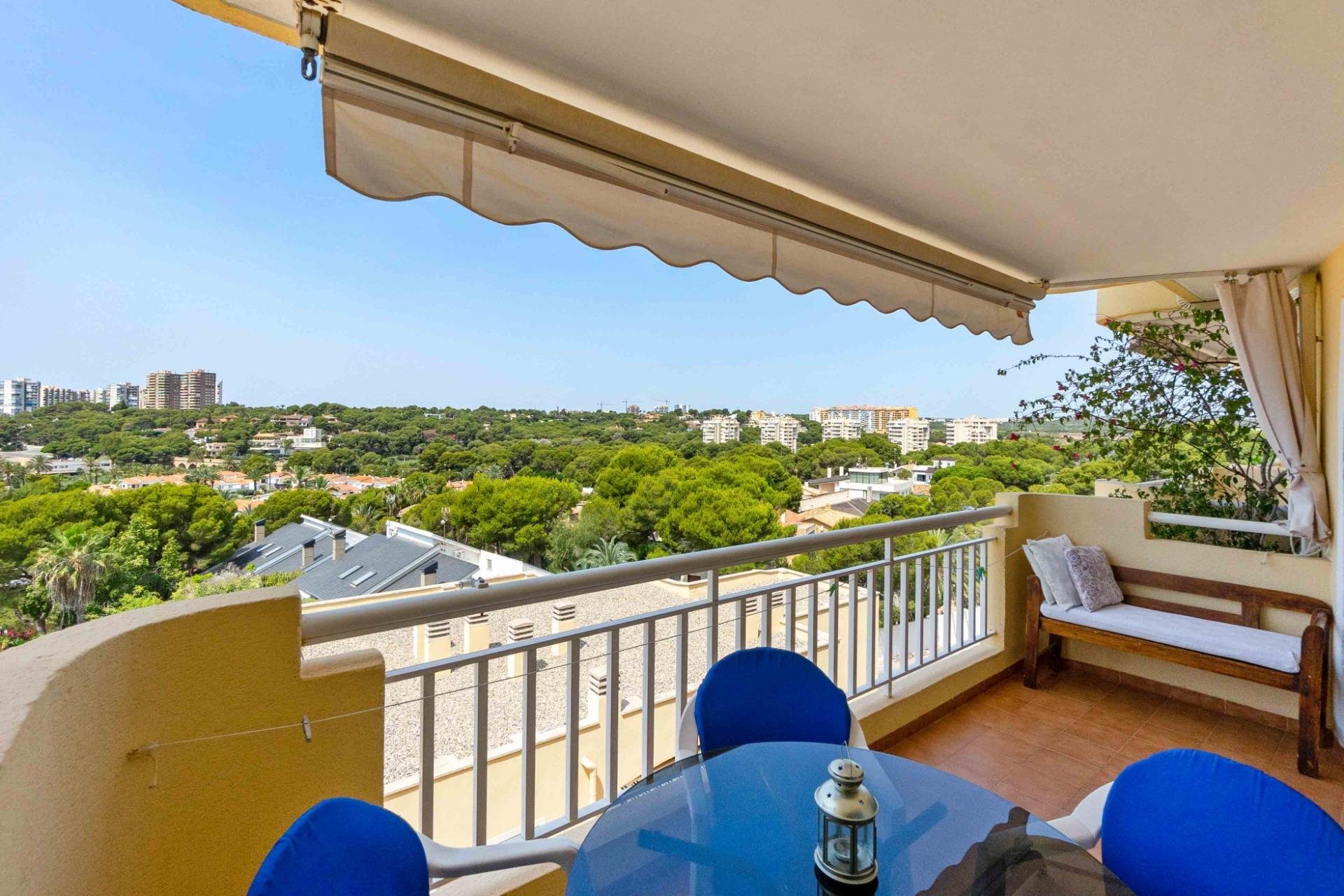 Resale - Apartment -
Orihuela Costa - Campoamor