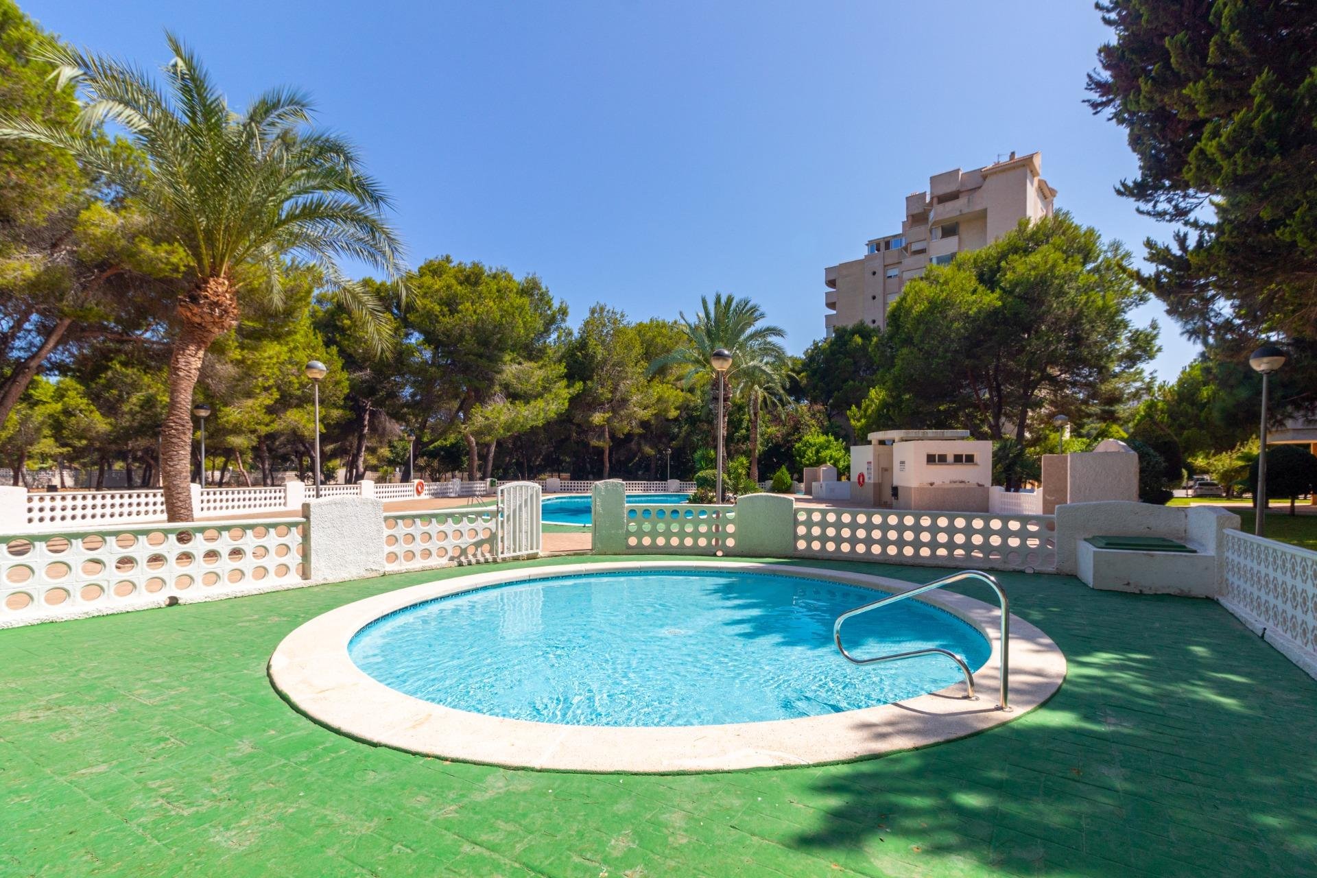 Resale - Apartment -
Orihuela Costa - Campoamor
