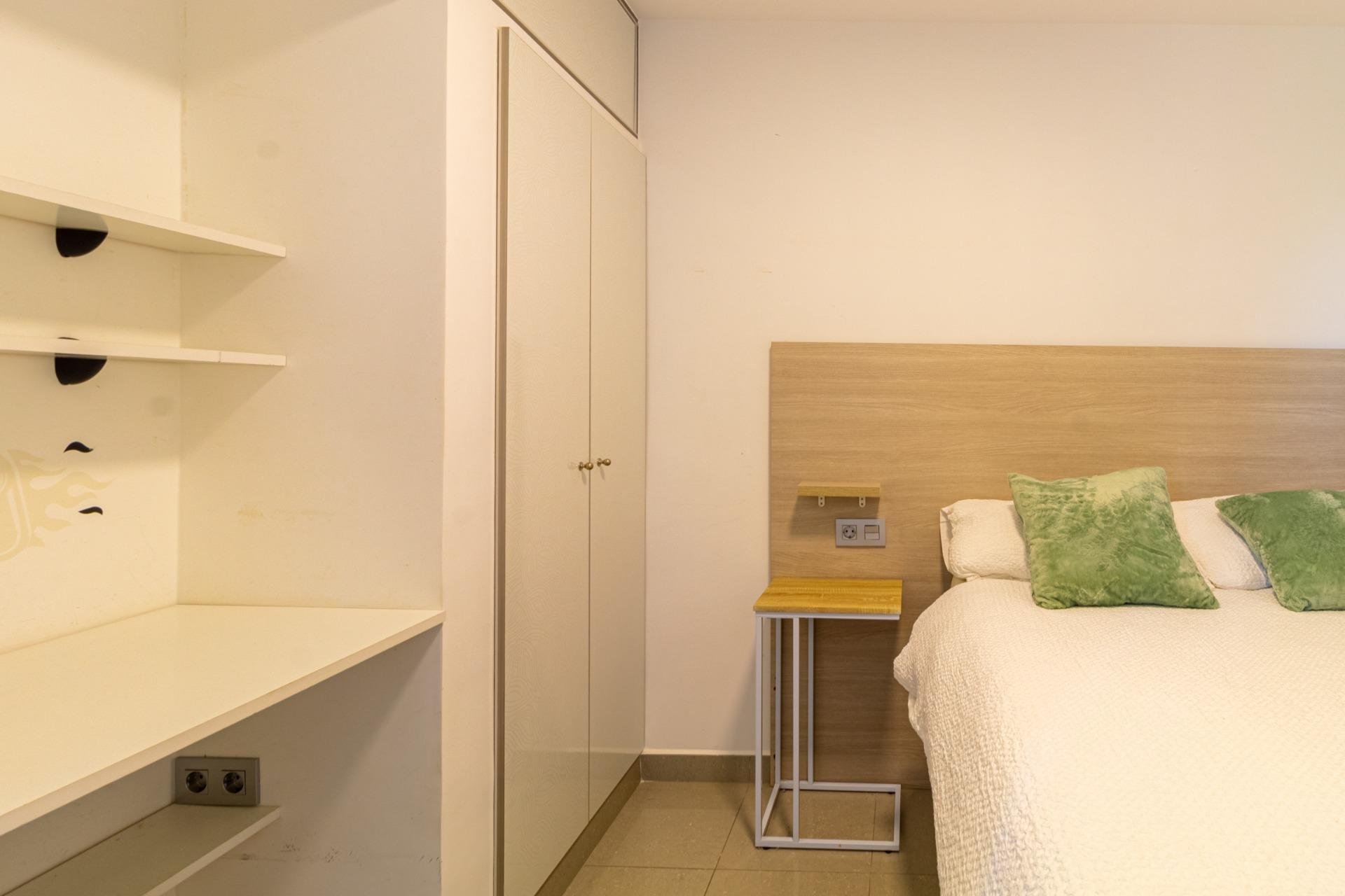 Resale - Apartment -
Orihuela Costa - Campoamor